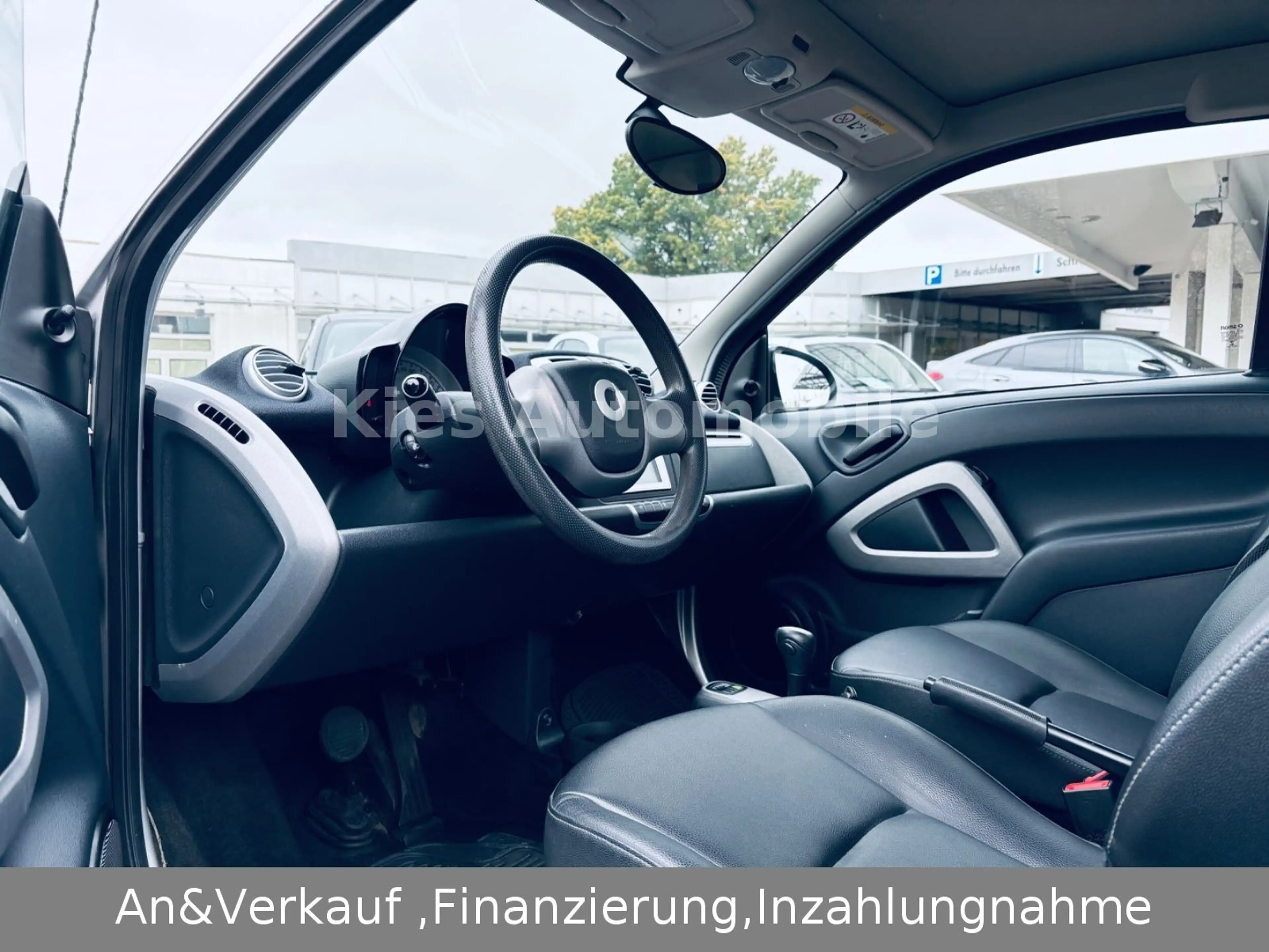 smart forTwo Passion AUTOM/SERVO/LEDER/SITZH/NAVI/ALU — photo 11