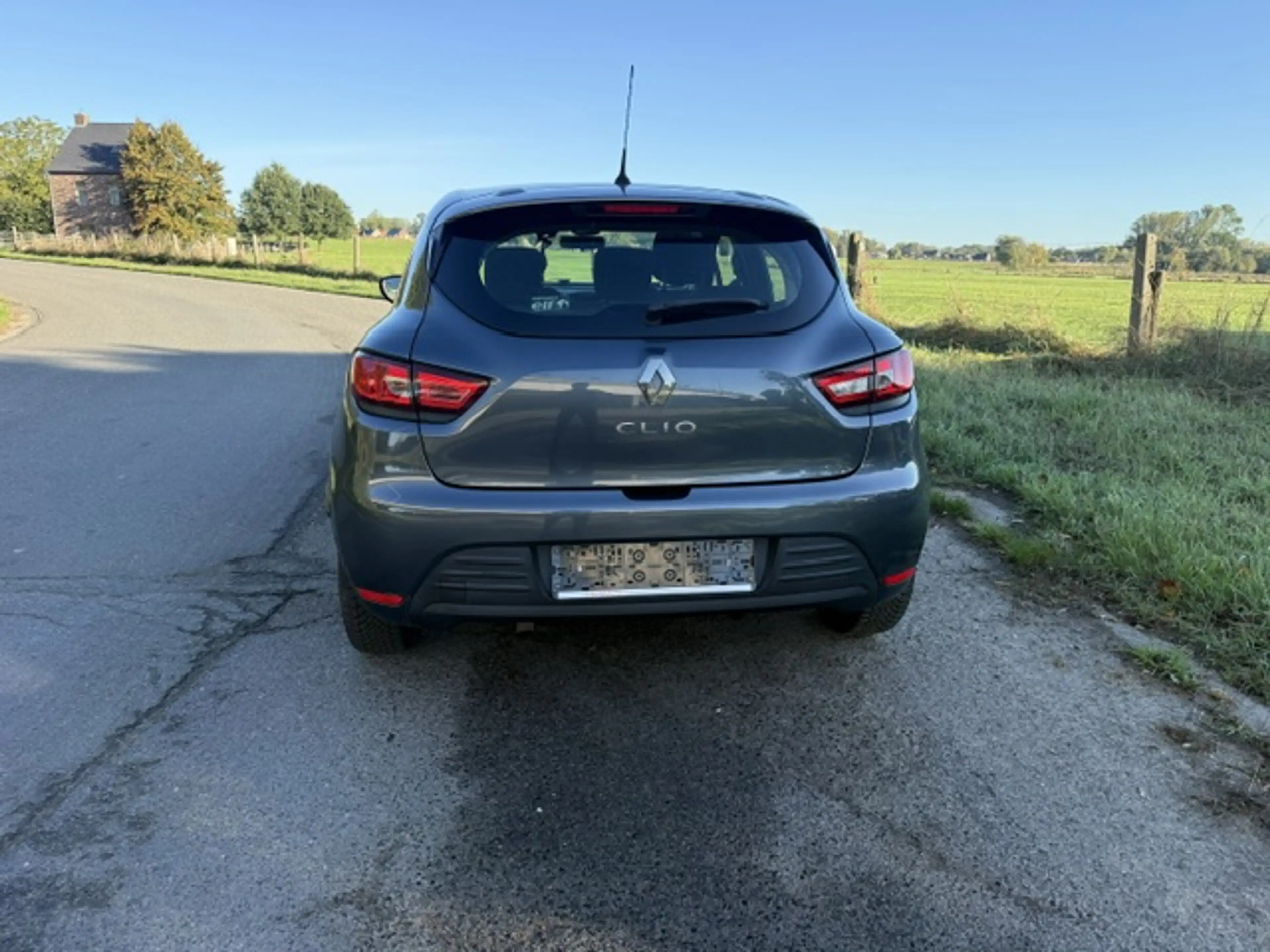 Renault Clio Clio 0.9 TCe Cool — photo 5