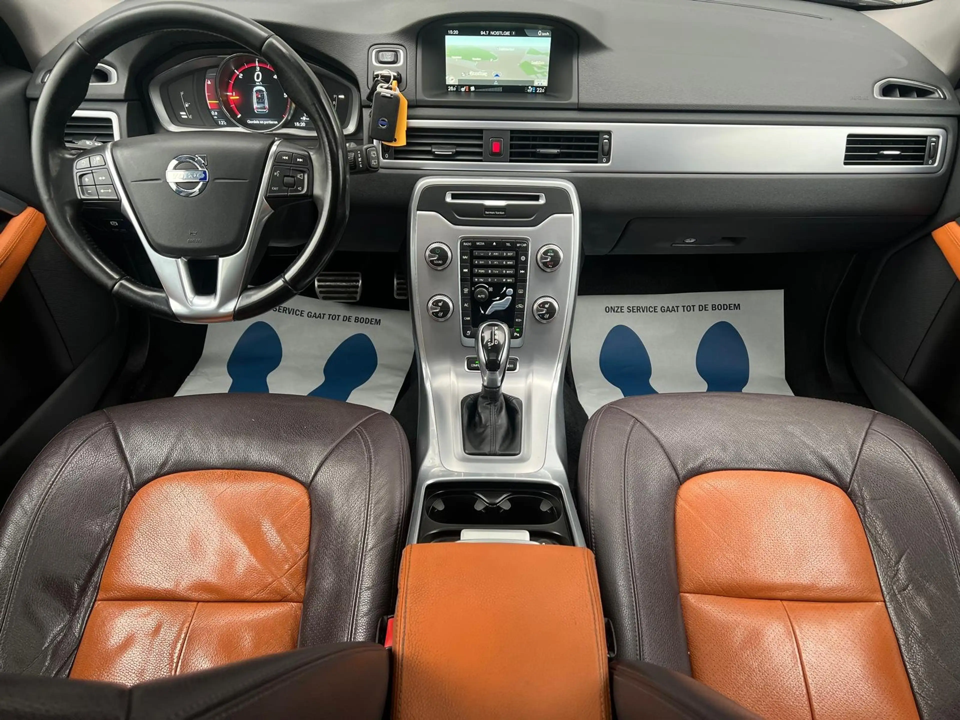Volvo XC70 D4 Automaat- Nav-Cam- Opendak- Trekhaak- Garantie! — photo 11