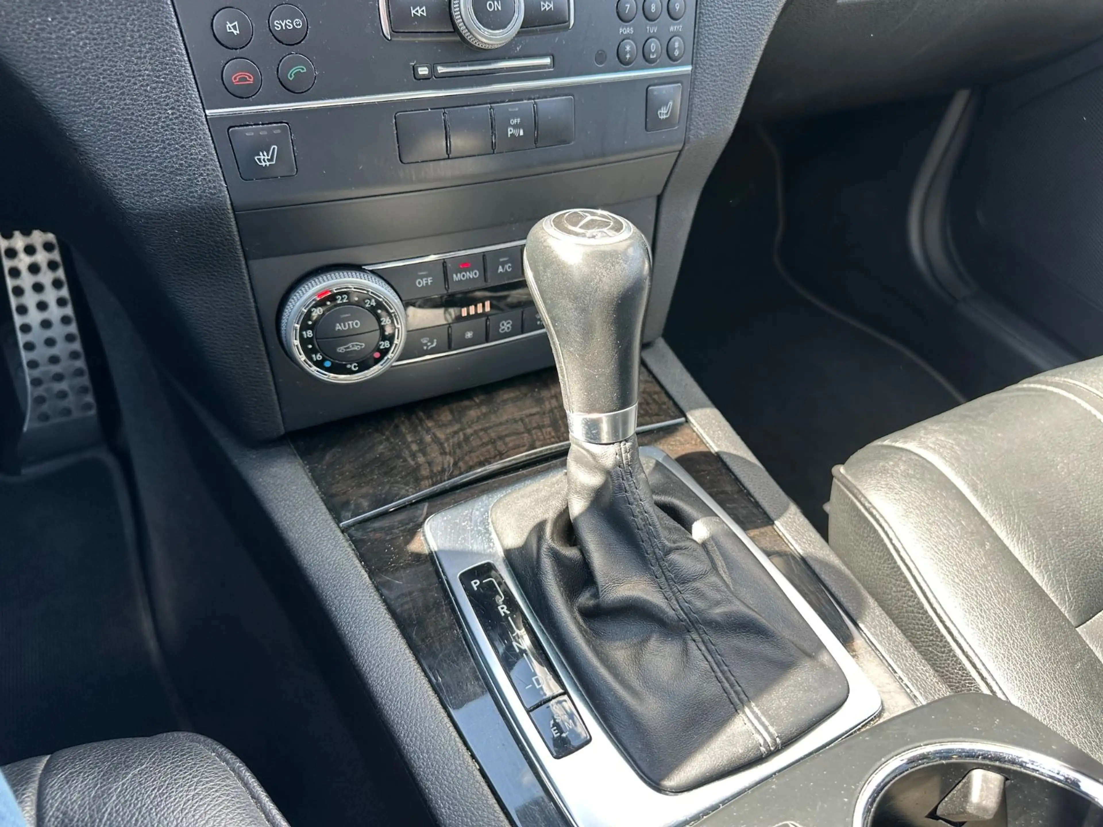 Mercedes-Benz GLK 350 CDI 4Matic Navi/Kamera/AHK — photo 14