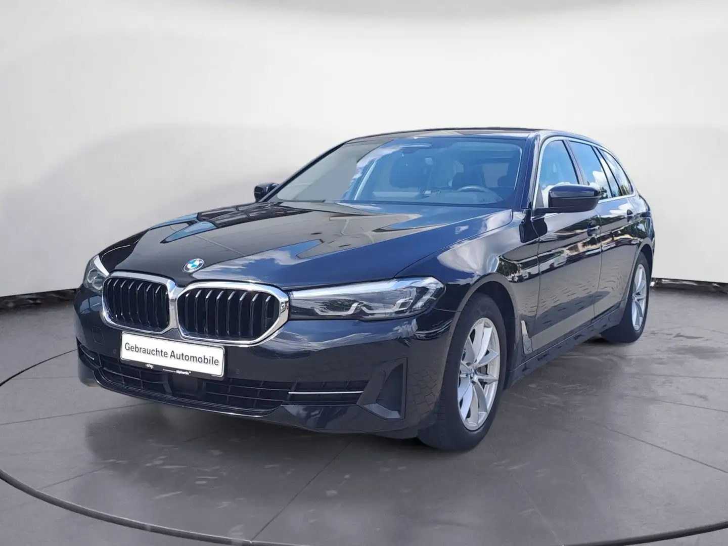 BMW 530 dA xDrive Touring Standheizung ACC Sitze el. Schwarz - 2
