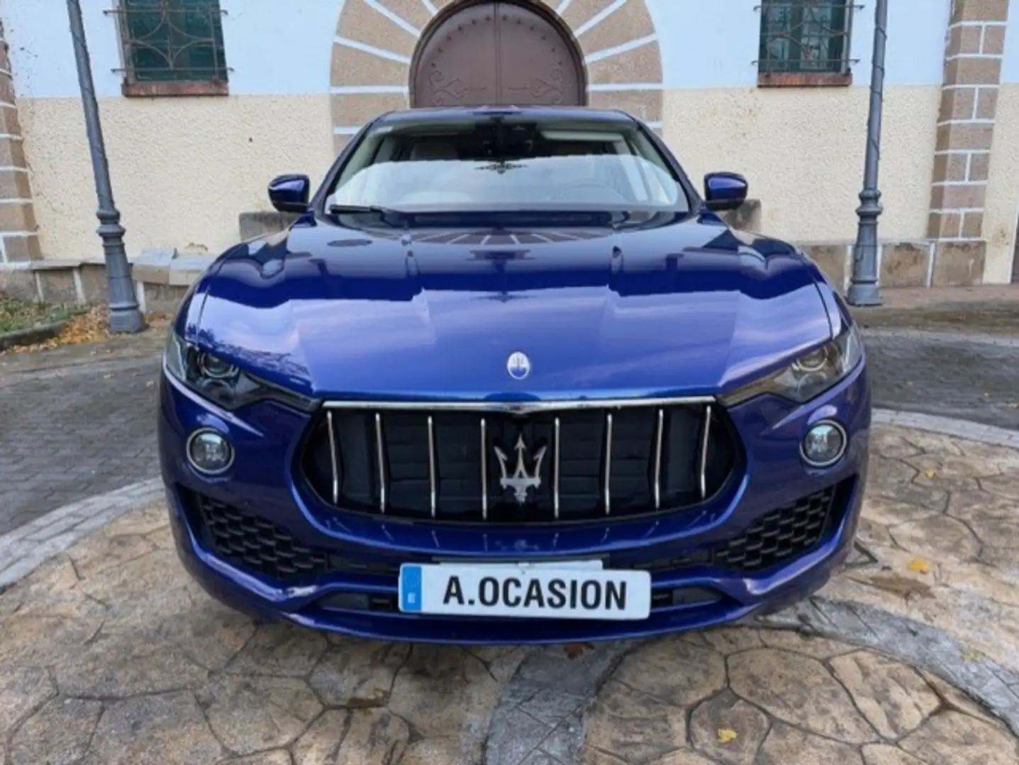 Maserati Levante 350 Aut. Bleu - 2
