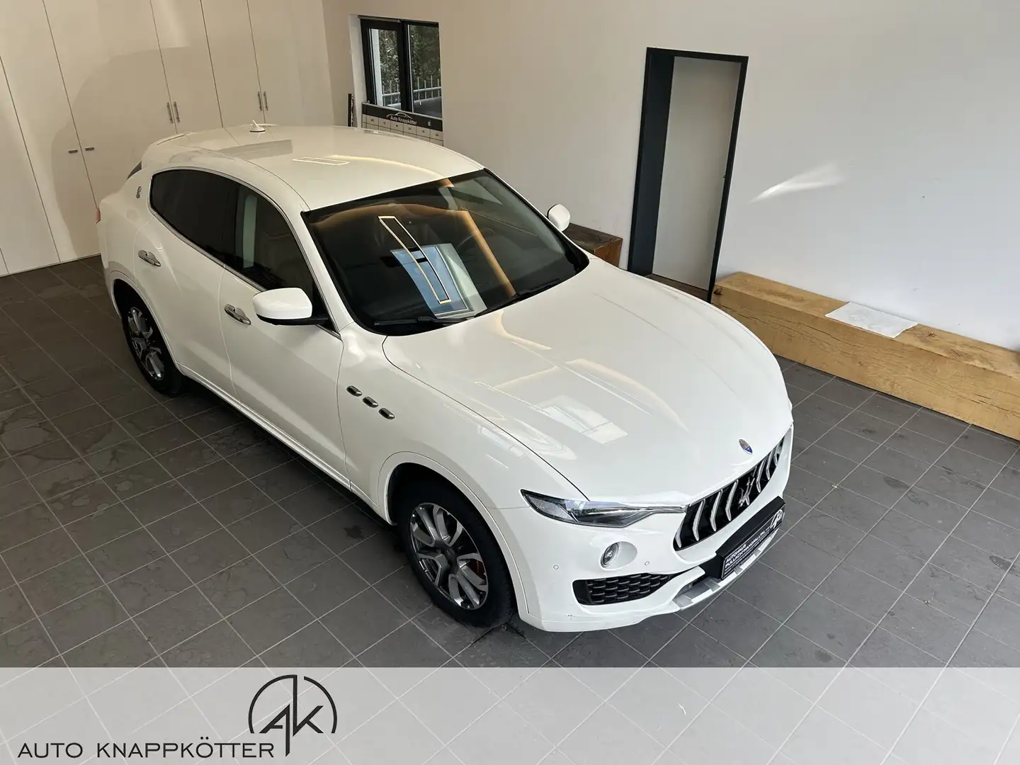 Maserati Levante Levante 3,0 V6 Diesel Chrome-Line Exterieur/Klima Wit - 2
