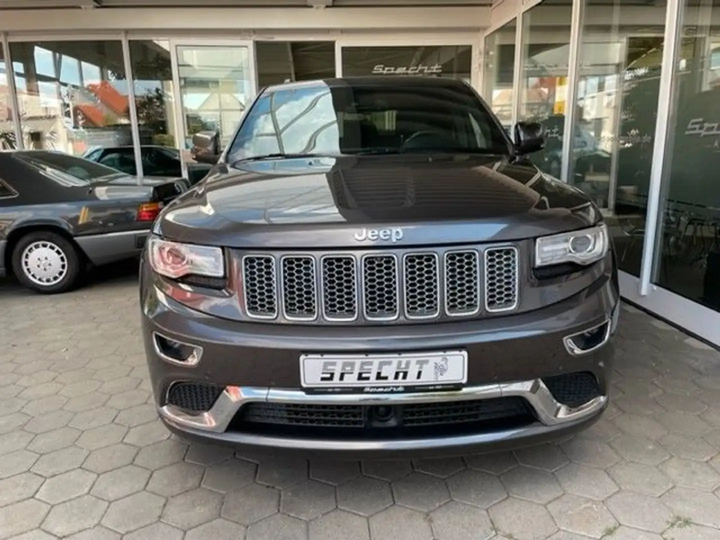 Jeep Grand Cherokee 3.0 CRD Summit Grau - 1
