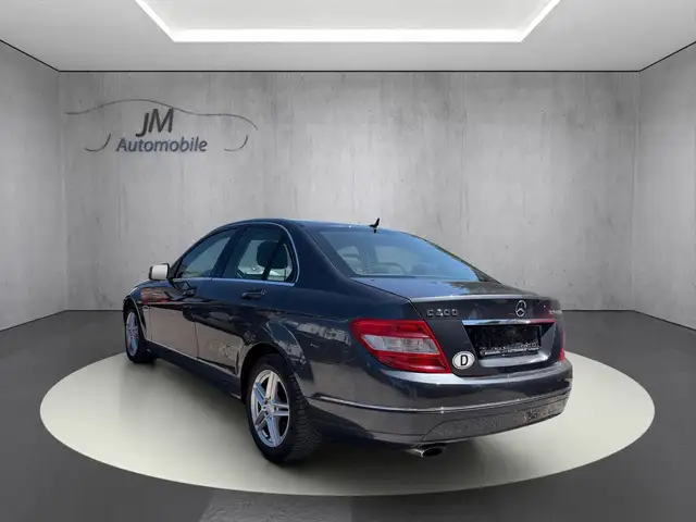 Mercedes-Benz C view 5