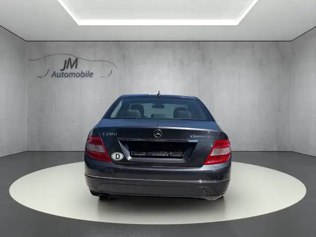 Mercedes-Benz C view 6