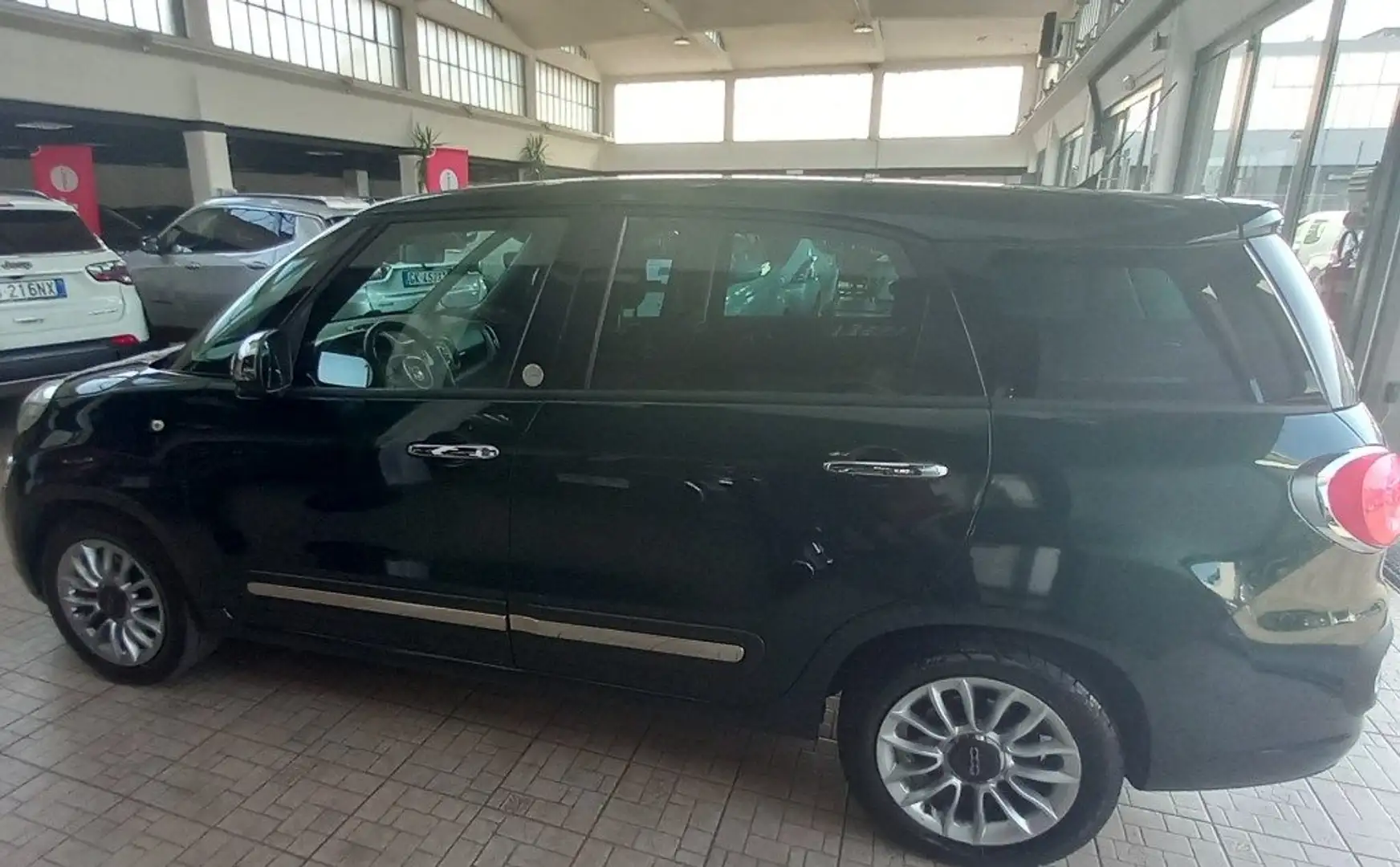 Fiat 500L Living 1.6 Multijet 120 CV Lounge 7 posti Verde - 2