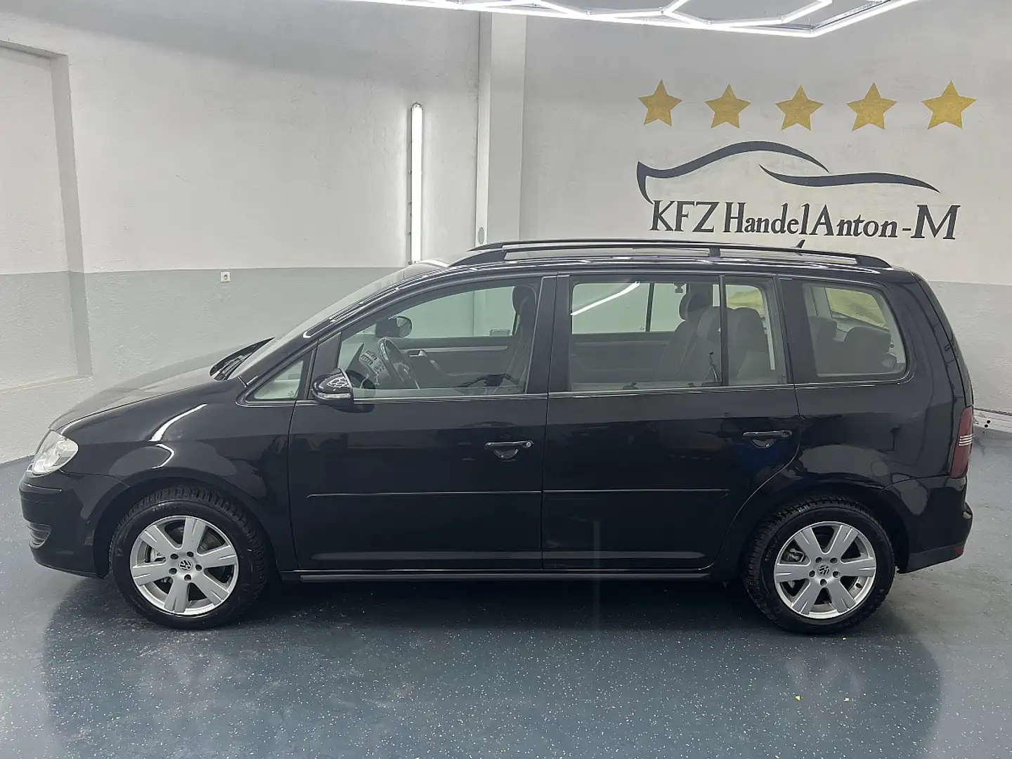 Volkswagen Touran Edition 1,9 TDI * 7 SITZER * SOFORT FINANZIERUN... Schwarz - 2
