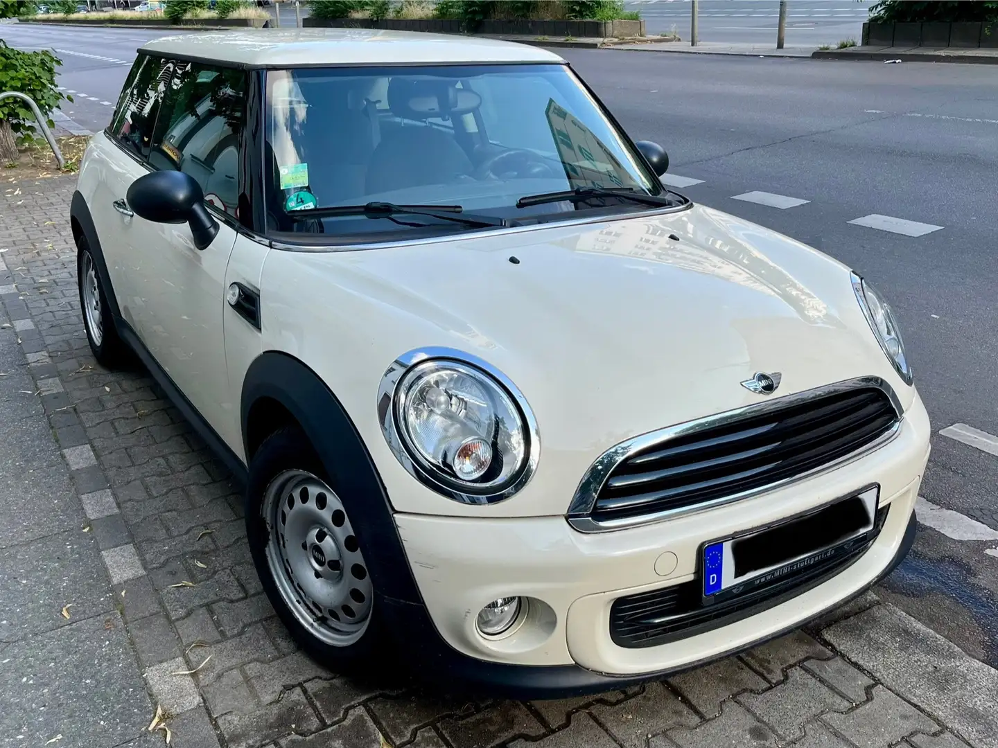 MINI One Mini One Beige - 1