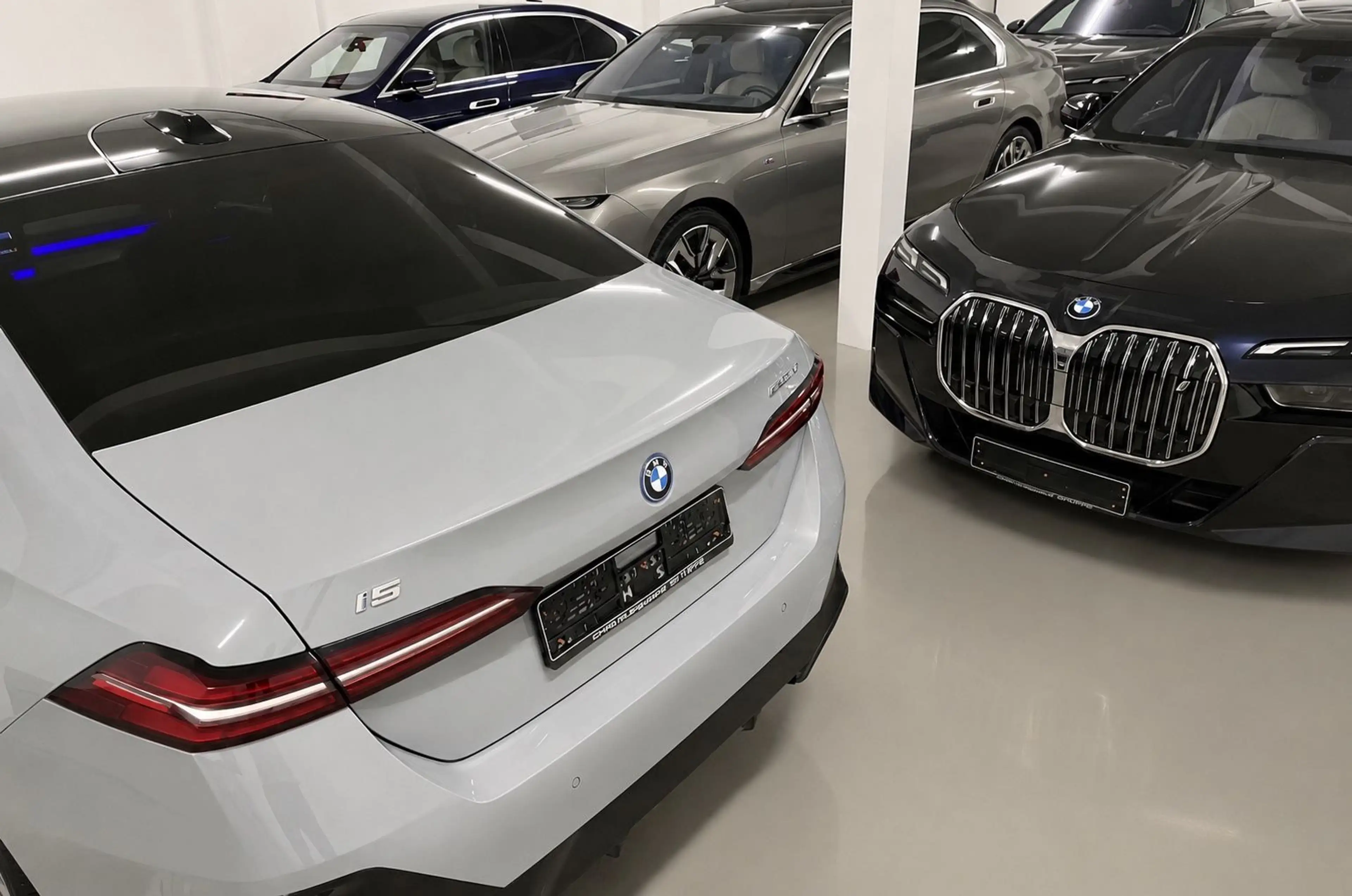 BMW 750 e xDr. *MSPORTPAKET*LOUNGE SEAT*FOND EN*TÜREN — photo 6