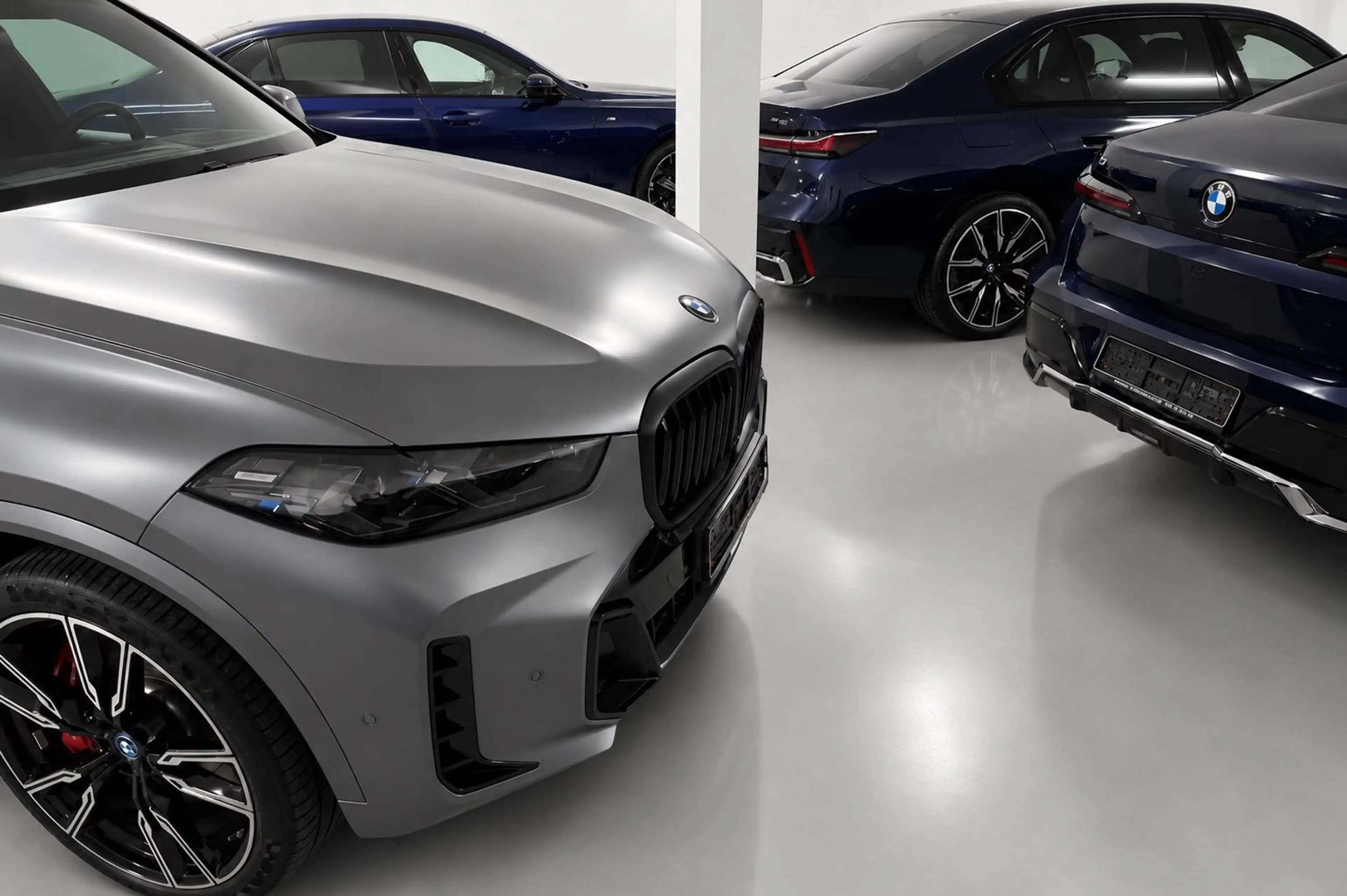 BMW 750 e xDr. *MSPORTPAKET*LOUNGE SEAT*FOND EN*TÜREN — photo 7