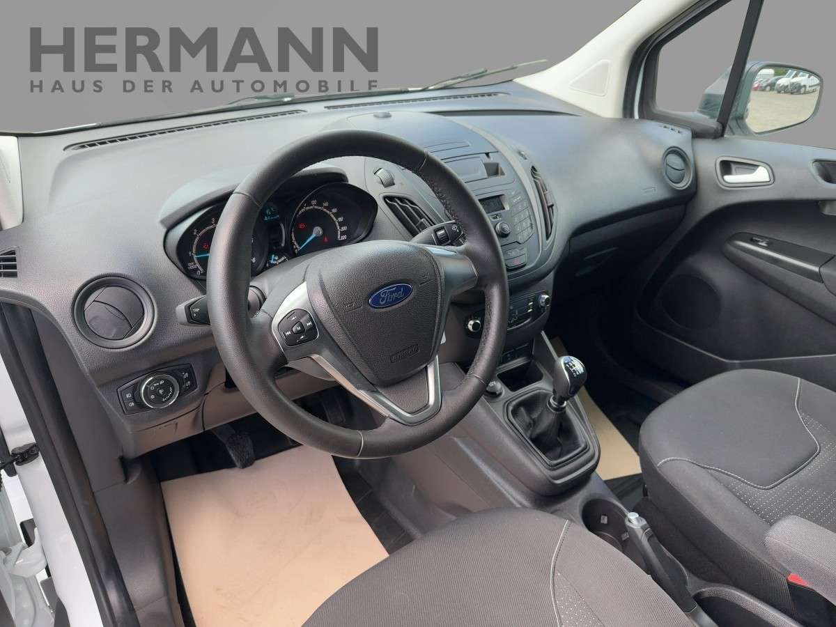 Ford Transit Courier