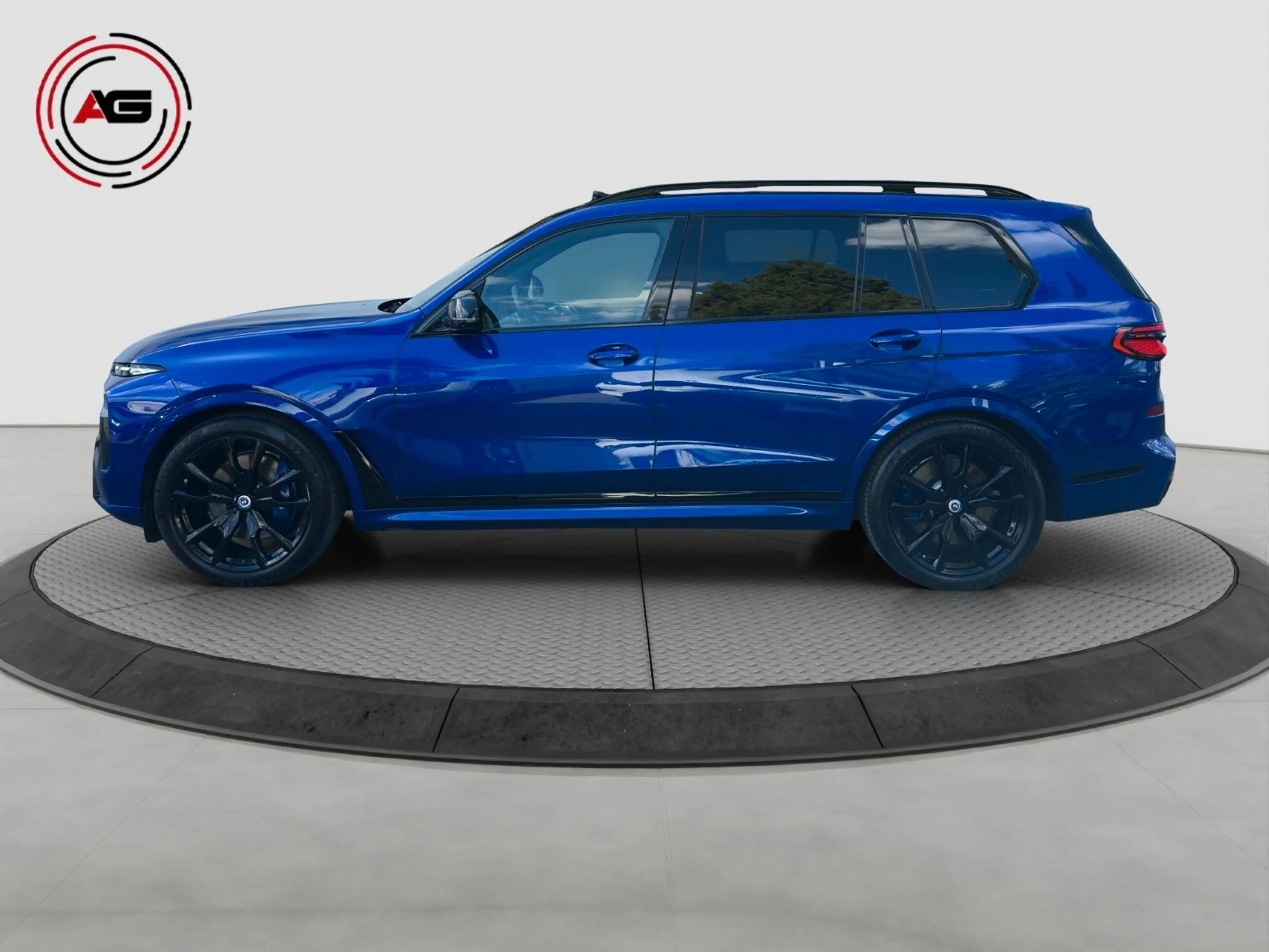 BMW X7 M60i SITZKLIMA PANO LUFT MASSAGE 360°STANDHZ — photo 8