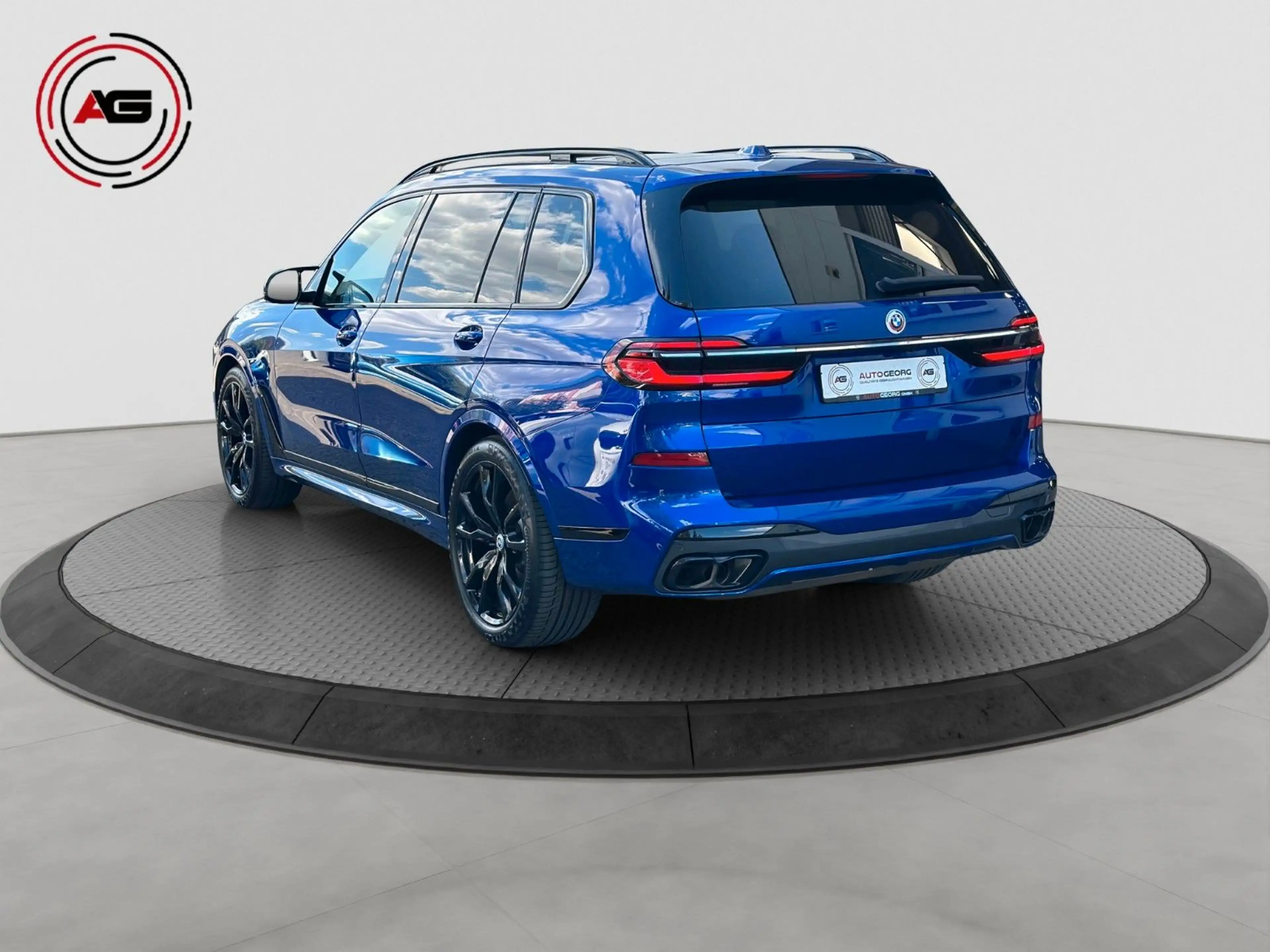 BMW X7 M60i SITZKLIMA PANO LUFT MASSAGE 360°STANDHZ — photo 7
