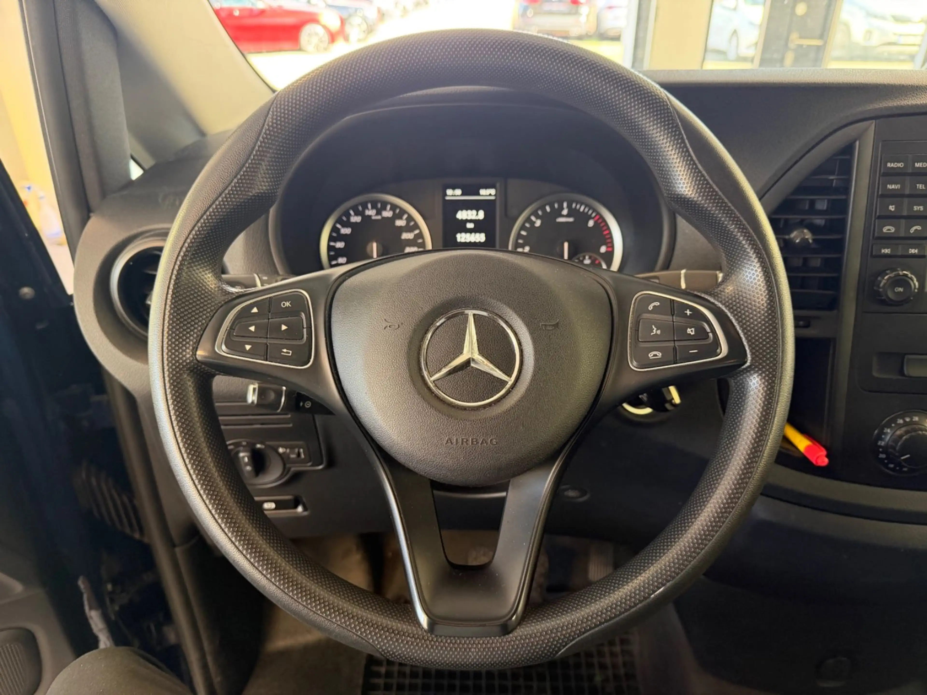 Mercedes-Benz Vito Tourer116 CDI lang Pro 8-Sitzer*Navi* — photo 12