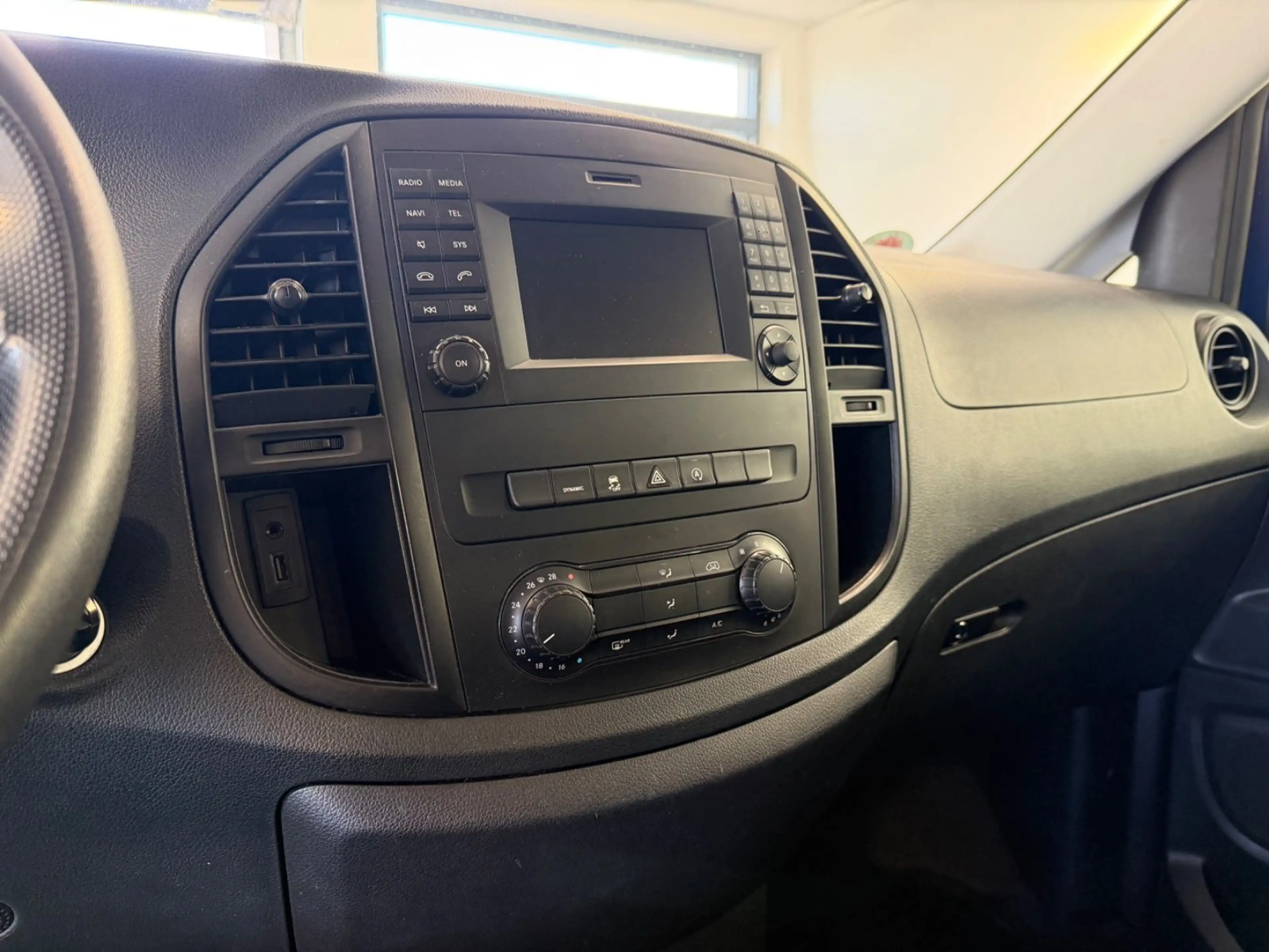 Mercedes-Benz Vito Tourer116 CDI lang Pro 8-Sitzer*Navi* — photo 14