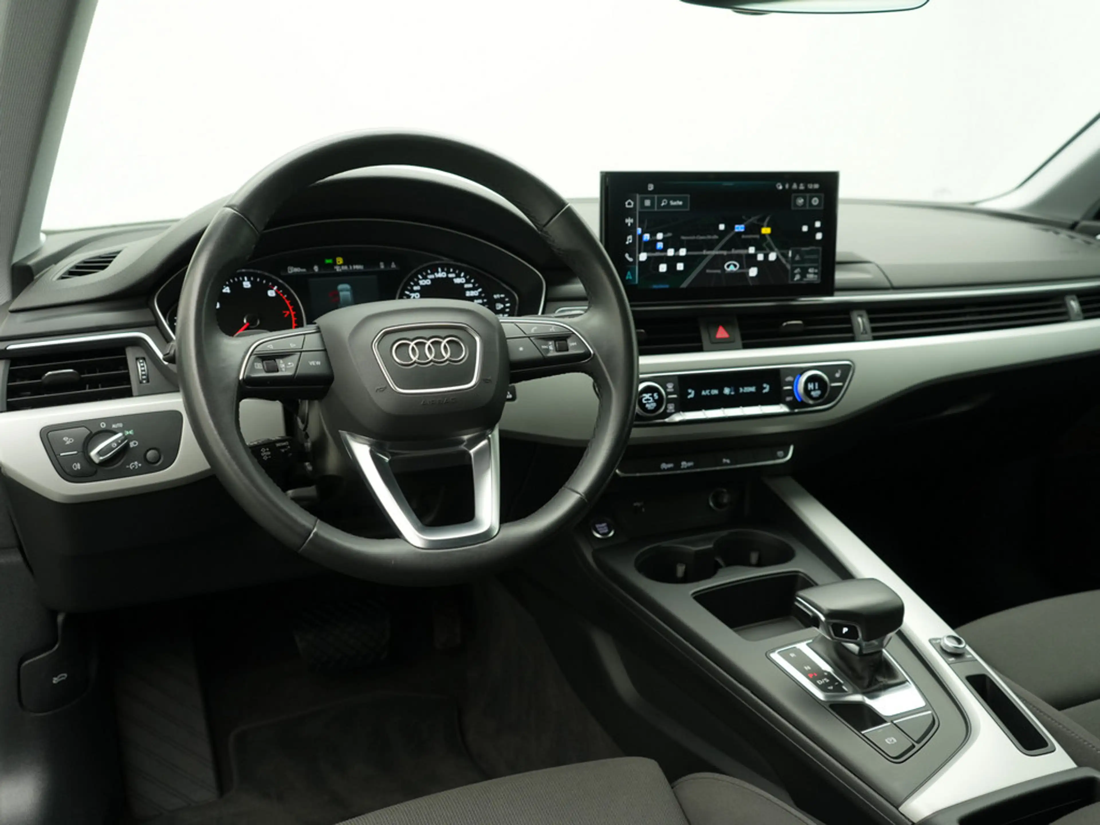 Audi A4 Avant S TRON ACC NAVI SHZ PDC KLIMA LED — photo 5