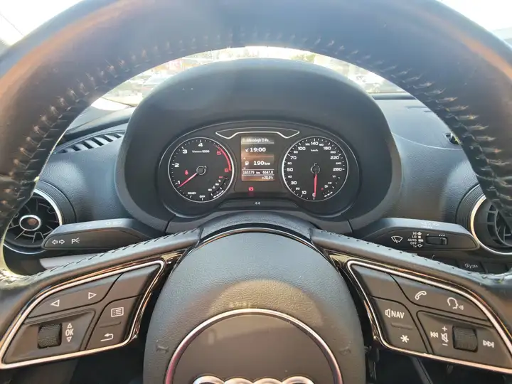Audi A3 Sedán 1.6 30 TDI 6 vel. 2019, foto 8