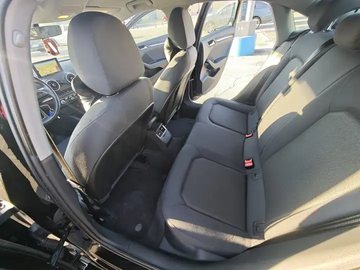 Audi A3 Sedán 1.6 30 TDI 6 vel. 2019, foto 9
