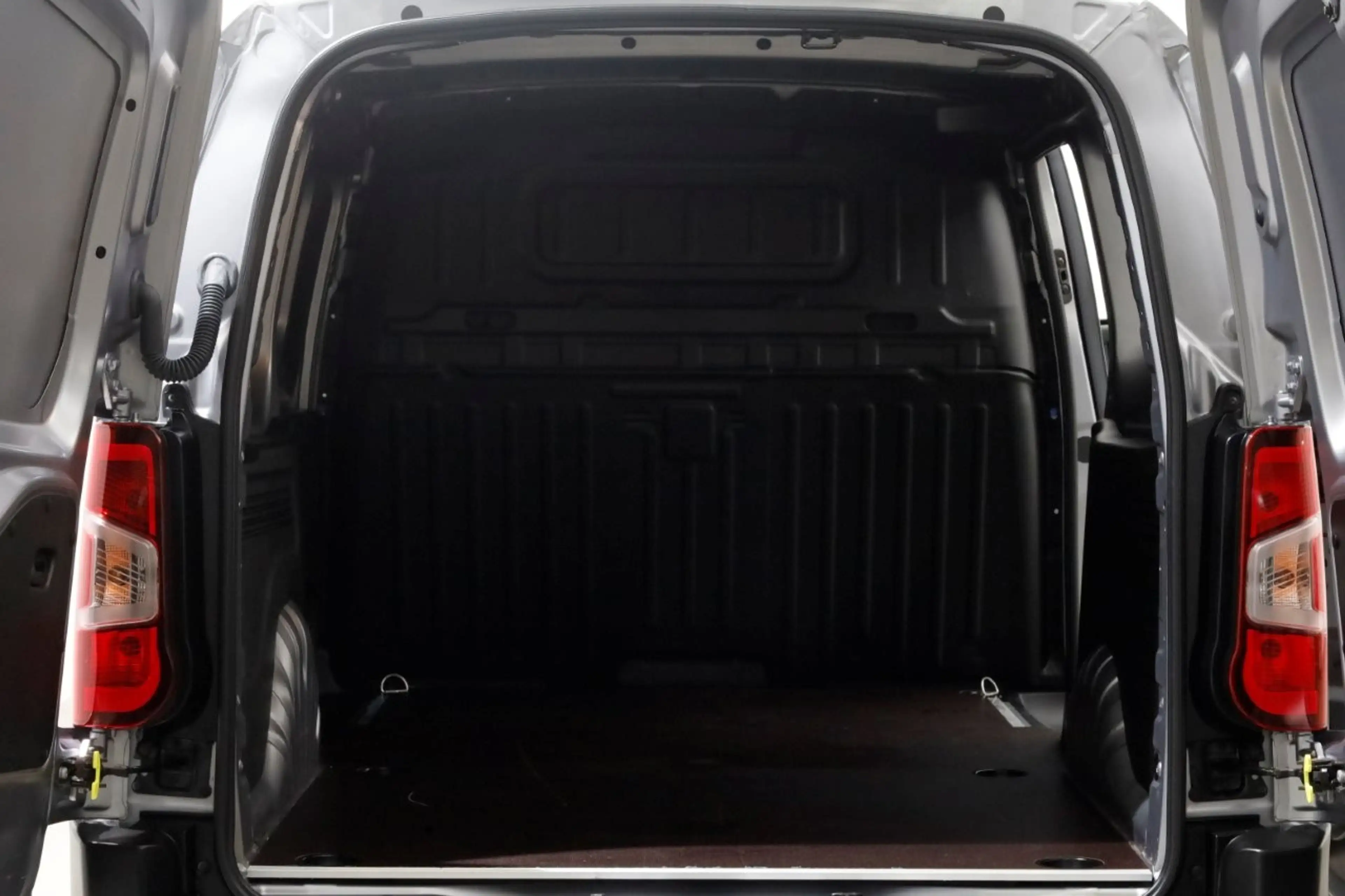 Opel Combo-e L2H1 Edition 50 kWh Snellader SOH 98,1% 11-2023 — photo 5