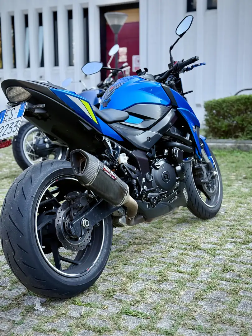 Suzuki GSX-S 750 Yugen Carbon - 2