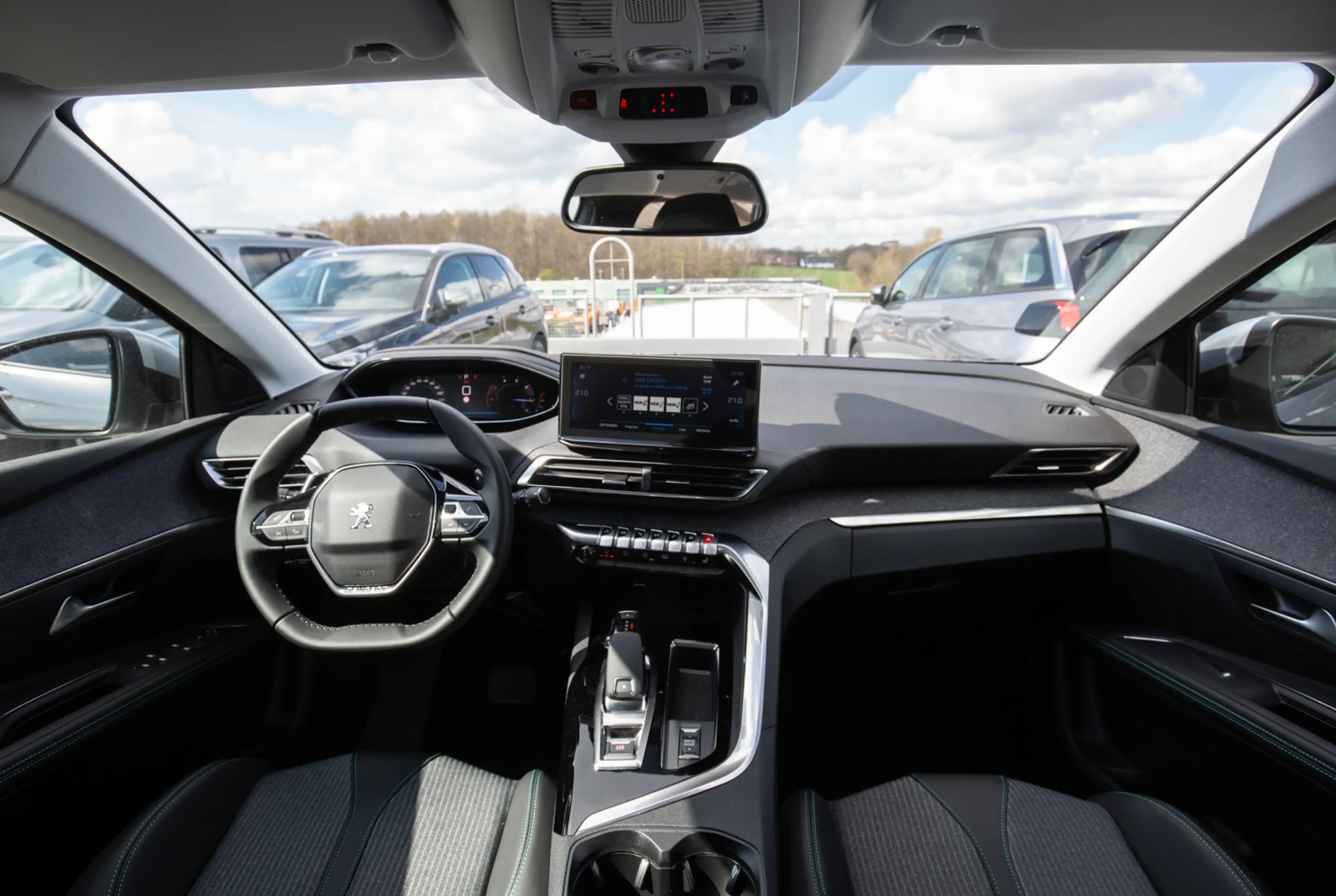 Peugeot 5008 Allure Pack BlueHDi 130 EAT8 — photo 6