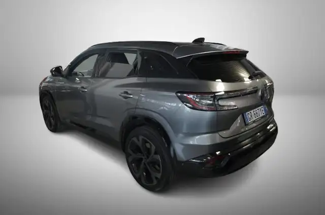 Renault Austral view 5