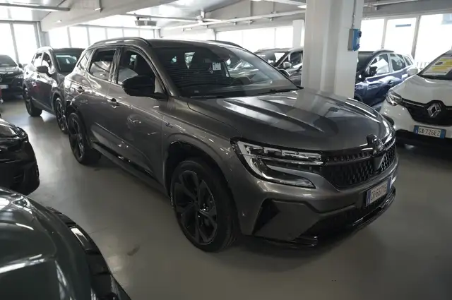 Renault Austral view 7