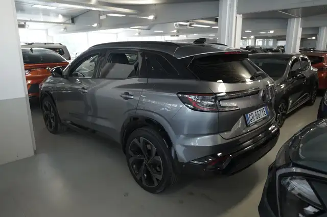 Renault Austral view 9