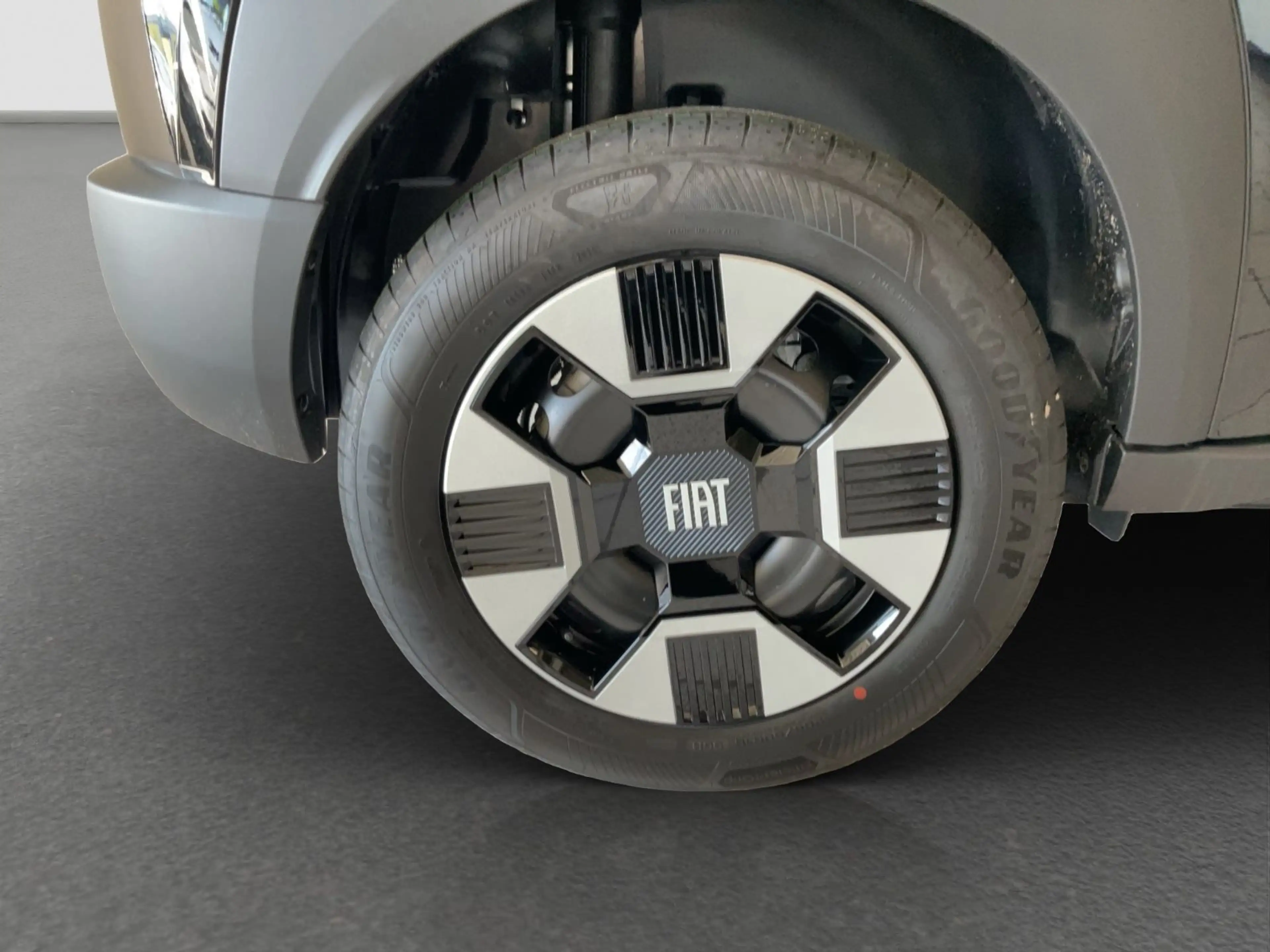 Fiat Grande Panda 1.2 Hybrid eDCT Icon — photo 14
