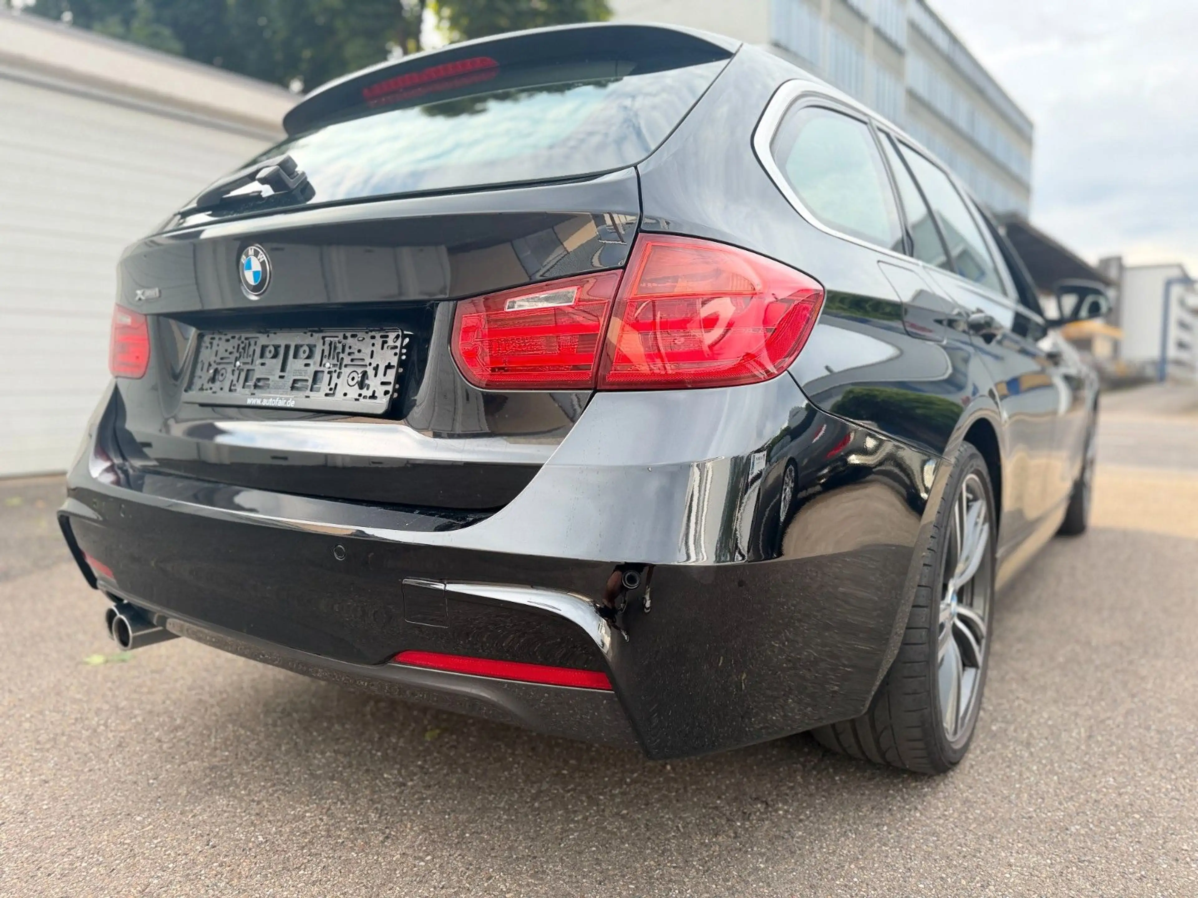 BMW 335 d xDrive M Sport Luxury*HUD*Leder — photo 9