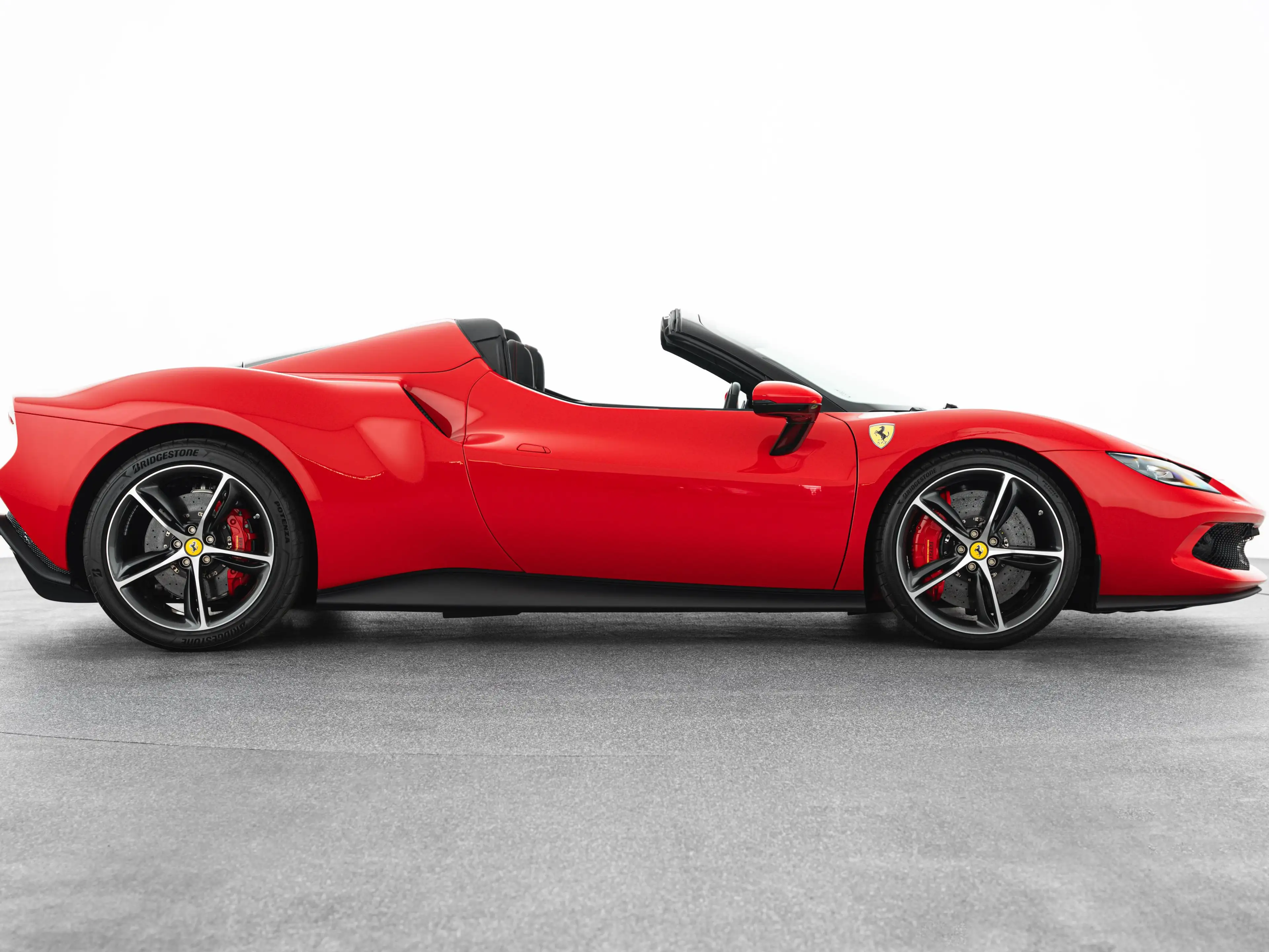 Ferrari 296 GTS Roadster PHEV F1 DCT — photo 4