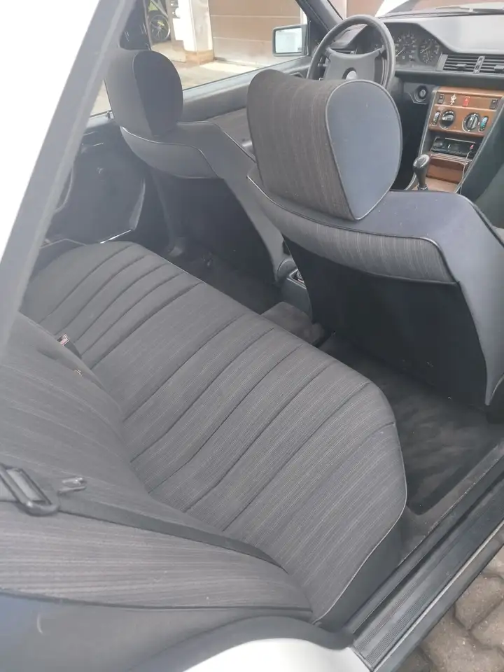 Mercedes-Benz E 230 230 E, foto 5