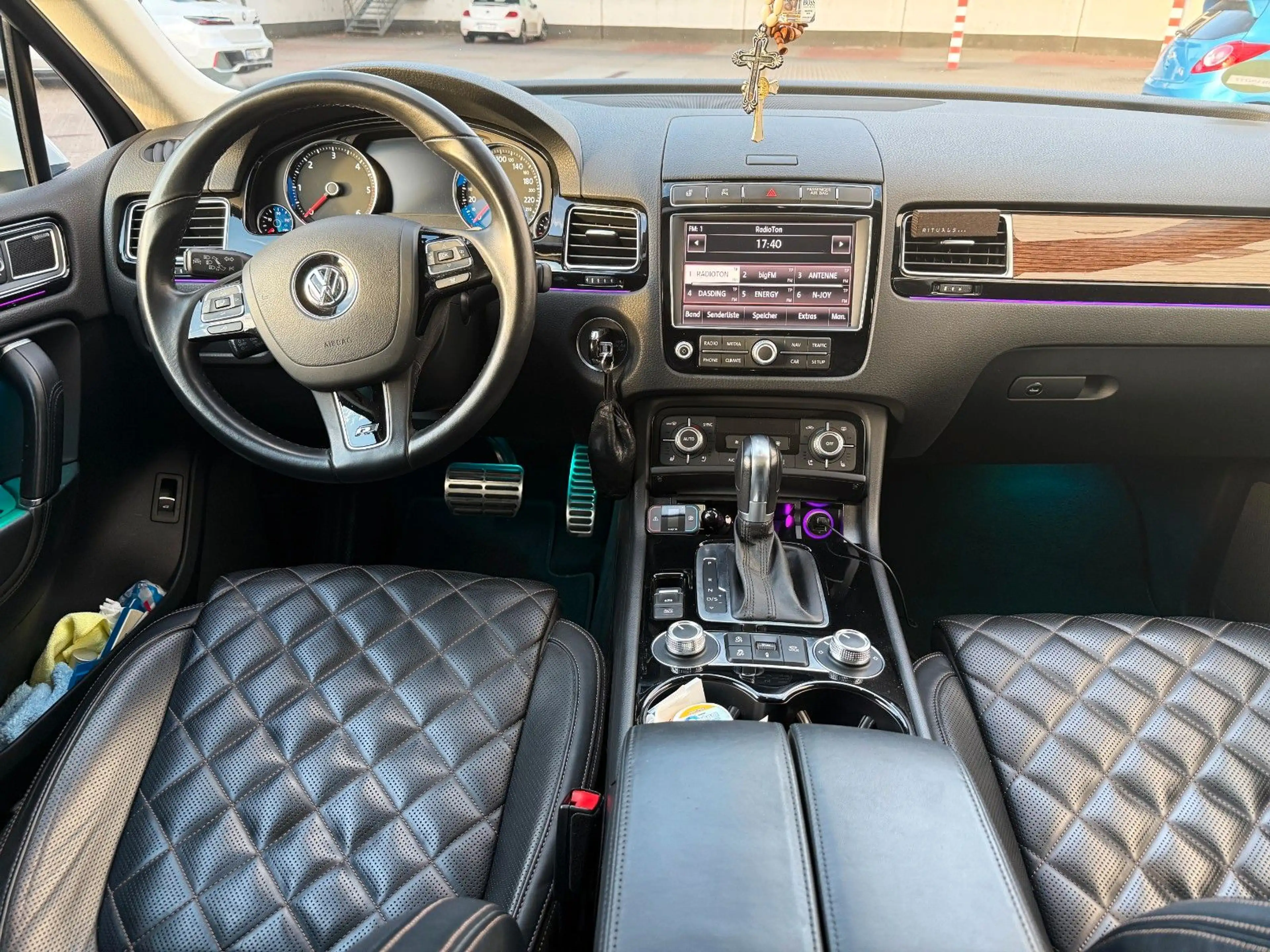 Volkswagen Touareg V6 TDI BMT 4Motion PANO/STANDHEIZ/TOPGEP — photo 10