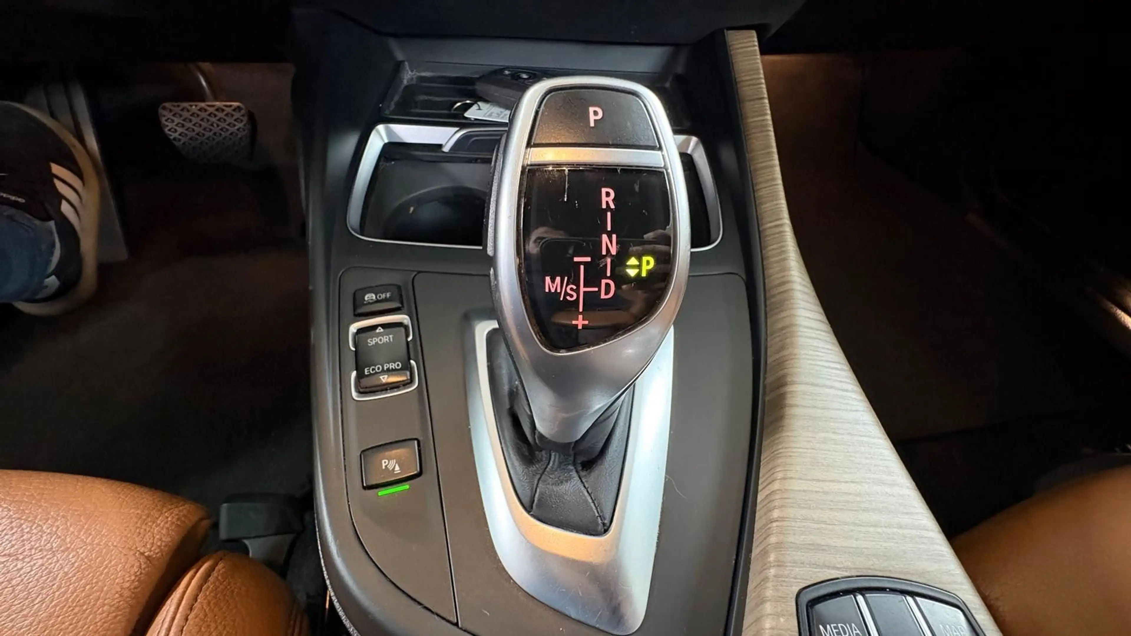 BMW 220 d Cabrio M Sport Automatik Harman Kardon LED — photo 15