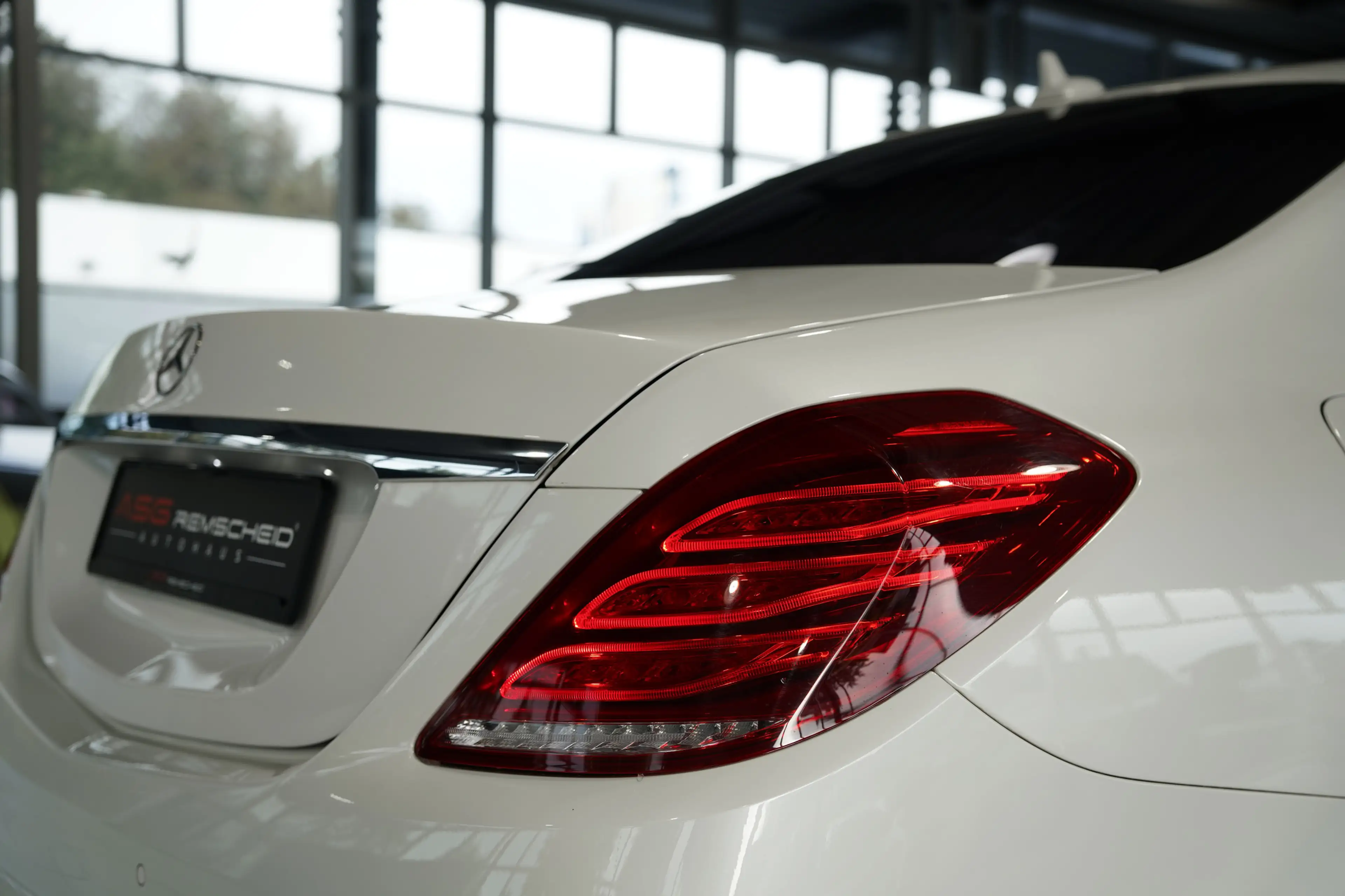 Mercedes-Benz S 500 Limousine AMG Line *Pano*H-UP*BURM — photo 13