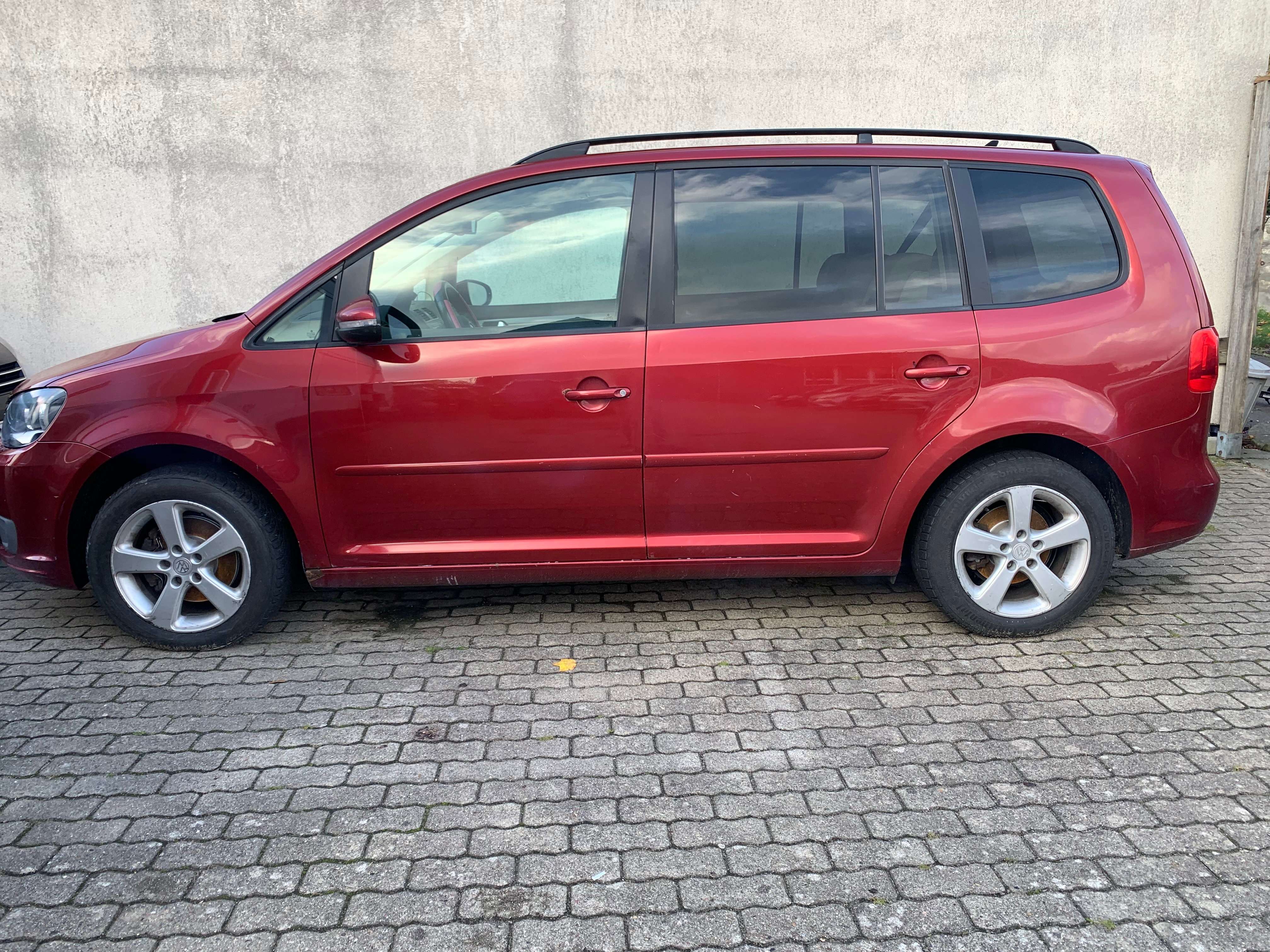 Second hand Volkswagen Touran 1.6