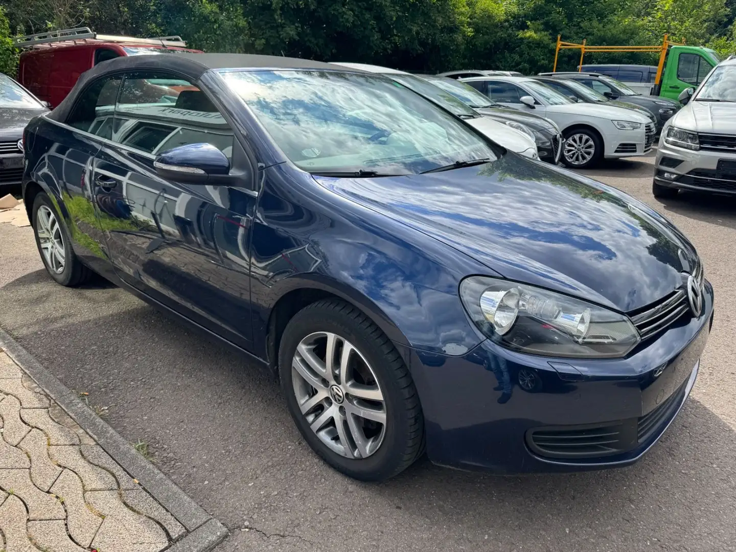 Volkswagen Golf VI Cabriolet Leder+Navi+Bluetooth+Sitzheizu Blauw - 2