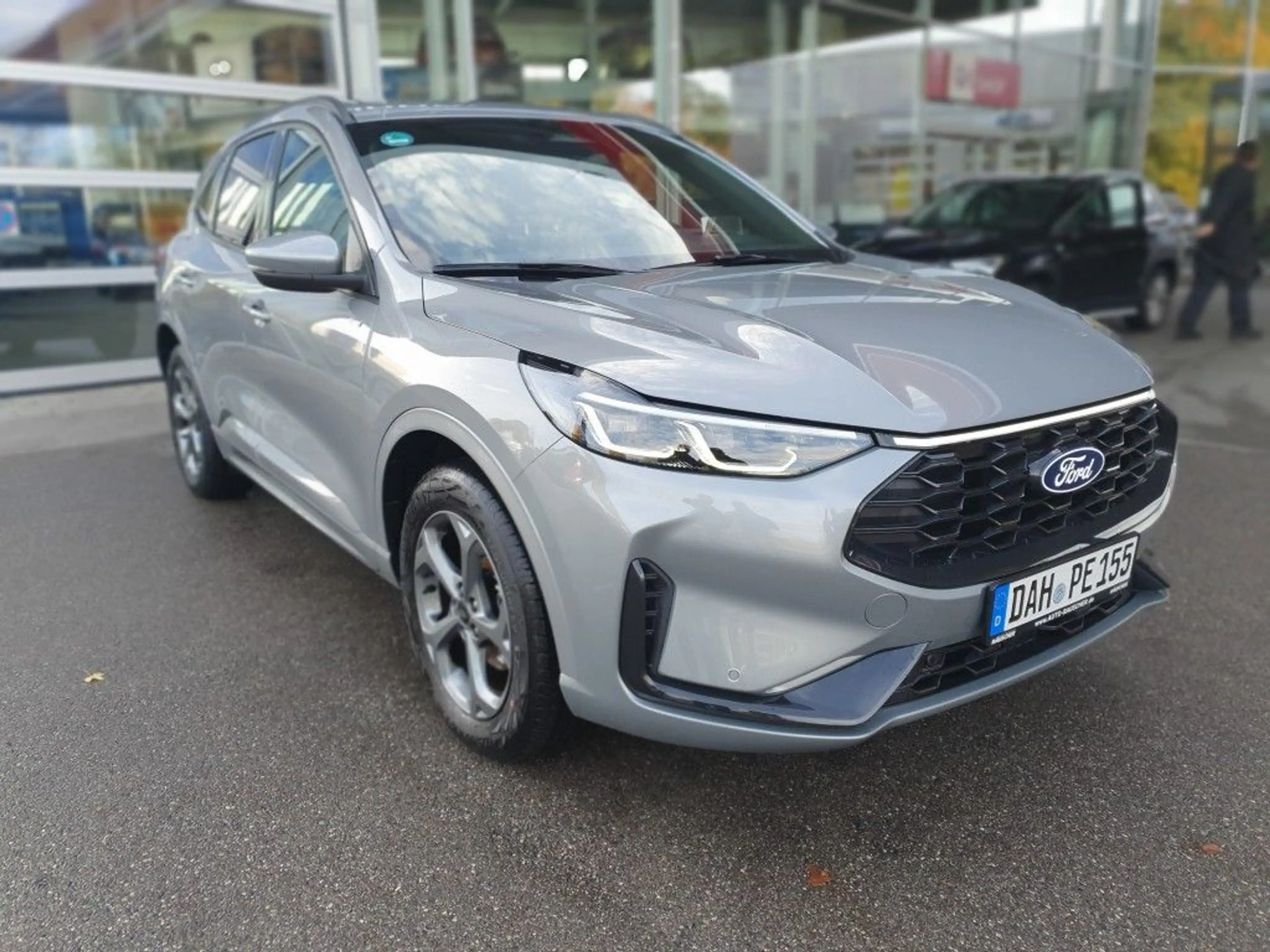 Ford Kuga 2.5 Duratec FHEV 4x4 ST-LINE — photo 3