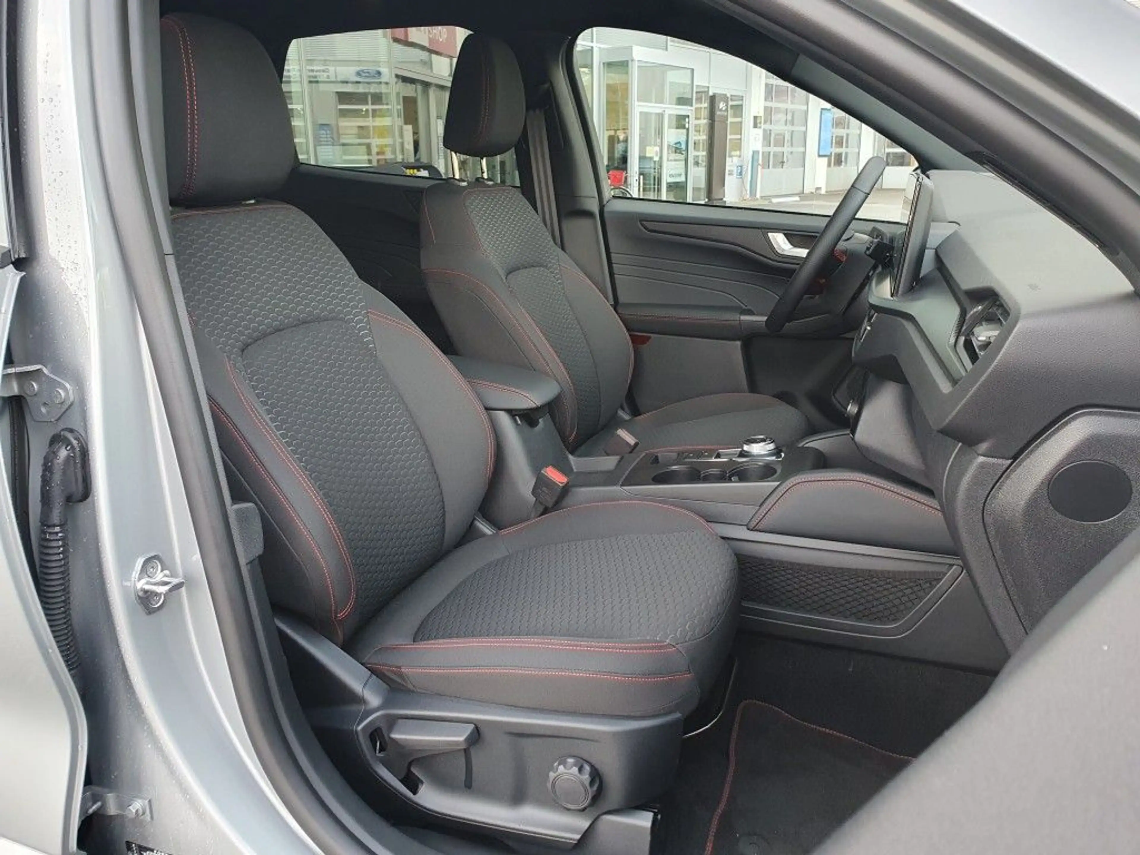 Ford Kuga 2.5 Duratec FHEV 4x4 ST-LINE — photo 12