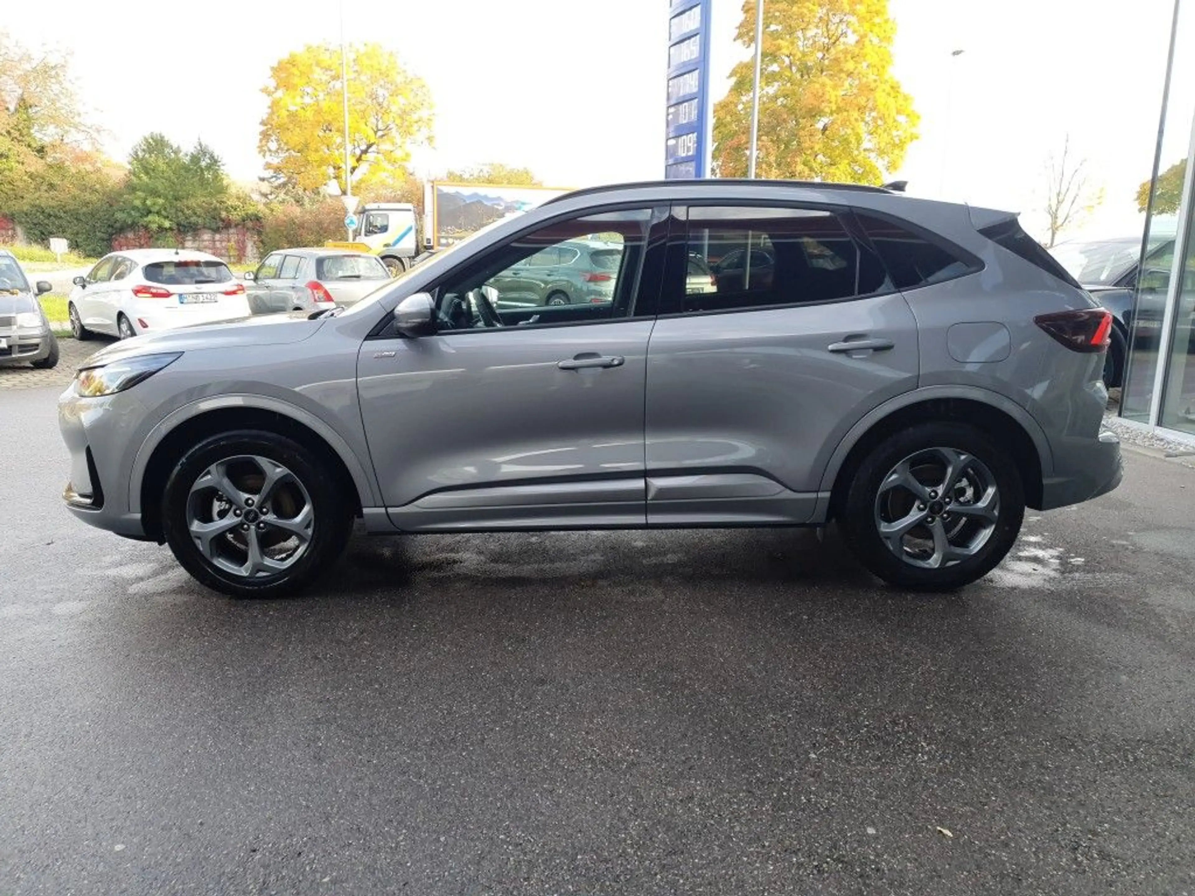 Ford Kuga 2.5 Duratec FHEV 4x4 ST-LINE — photo 8