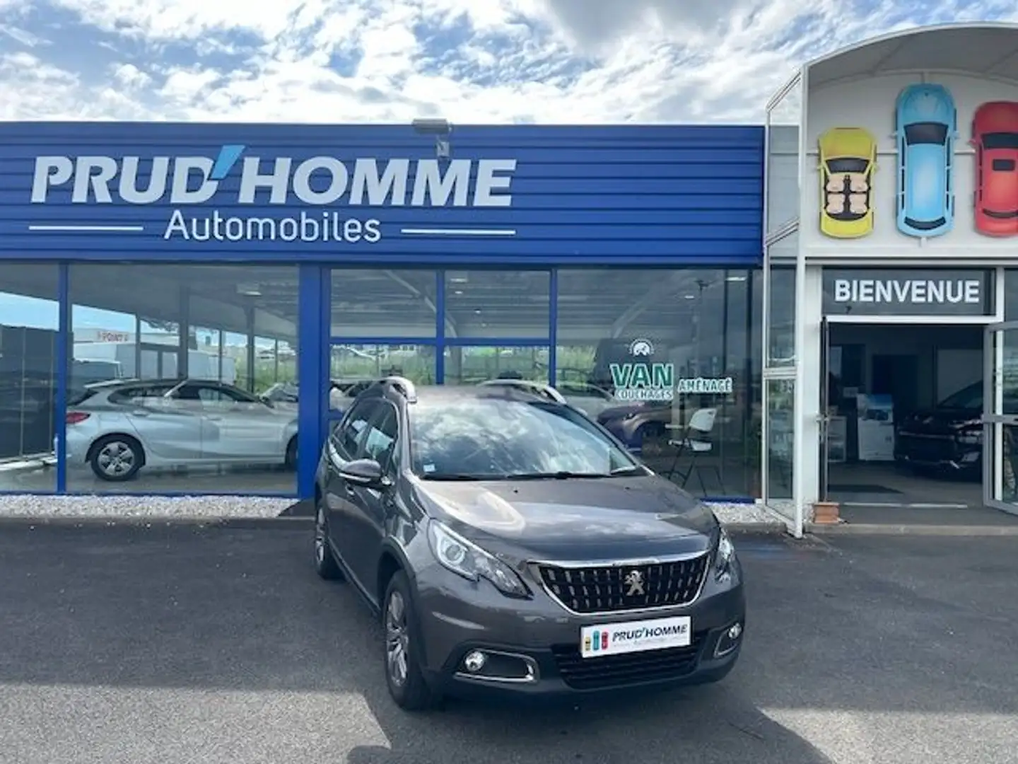 Peugeot 2008 1.2 PURETECH 110CH E6.C SIGNATURE S\u0026S Gris - 1