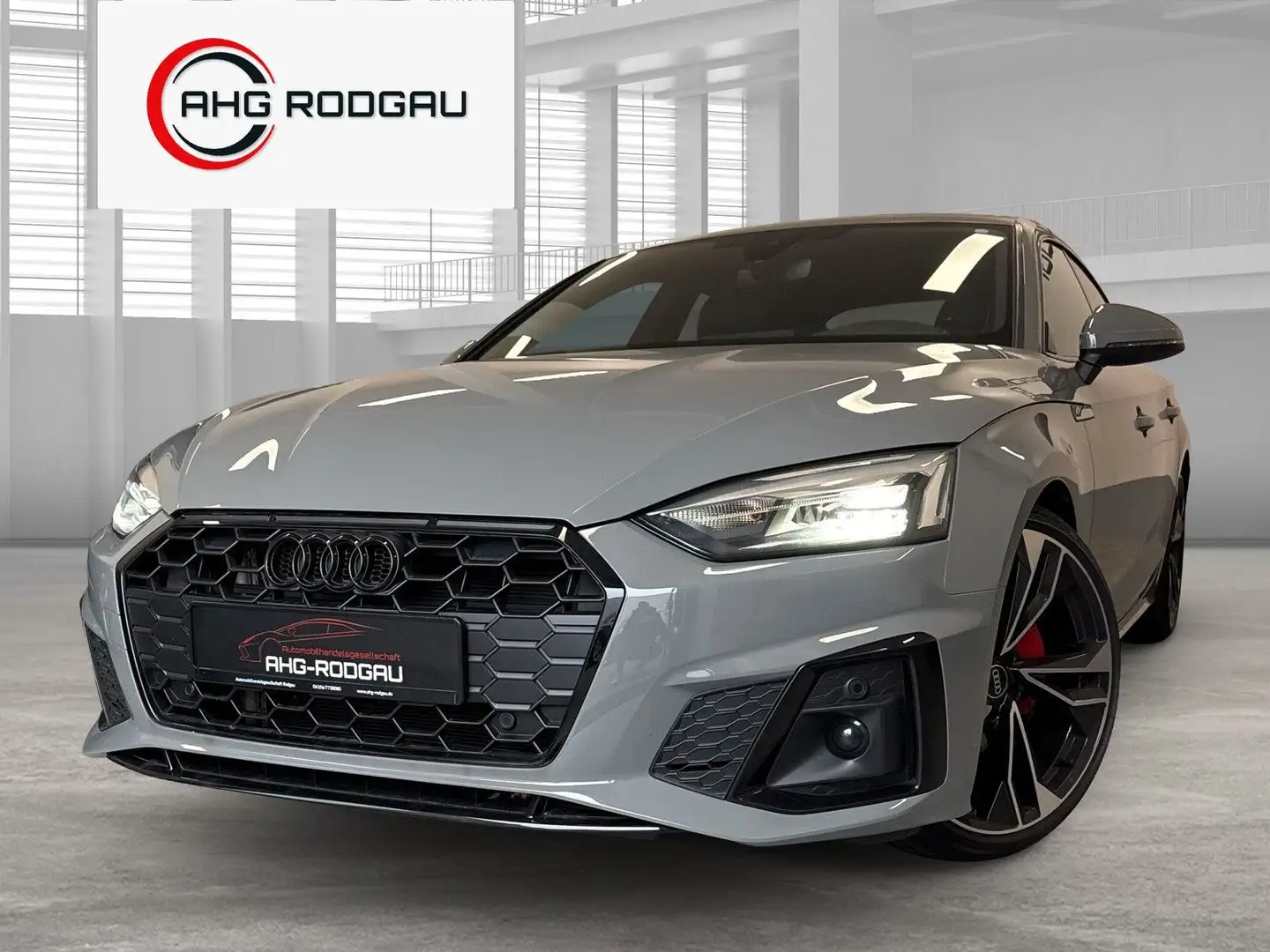 Audi A5 Sportback 40 TDI S line Competition Grau - 2