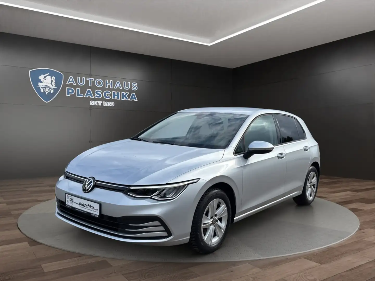 Volkswagen Golf VIII 1.5 TSI Life LED+NAVI+SPURASSIST Klima Navi Ezüst - 1