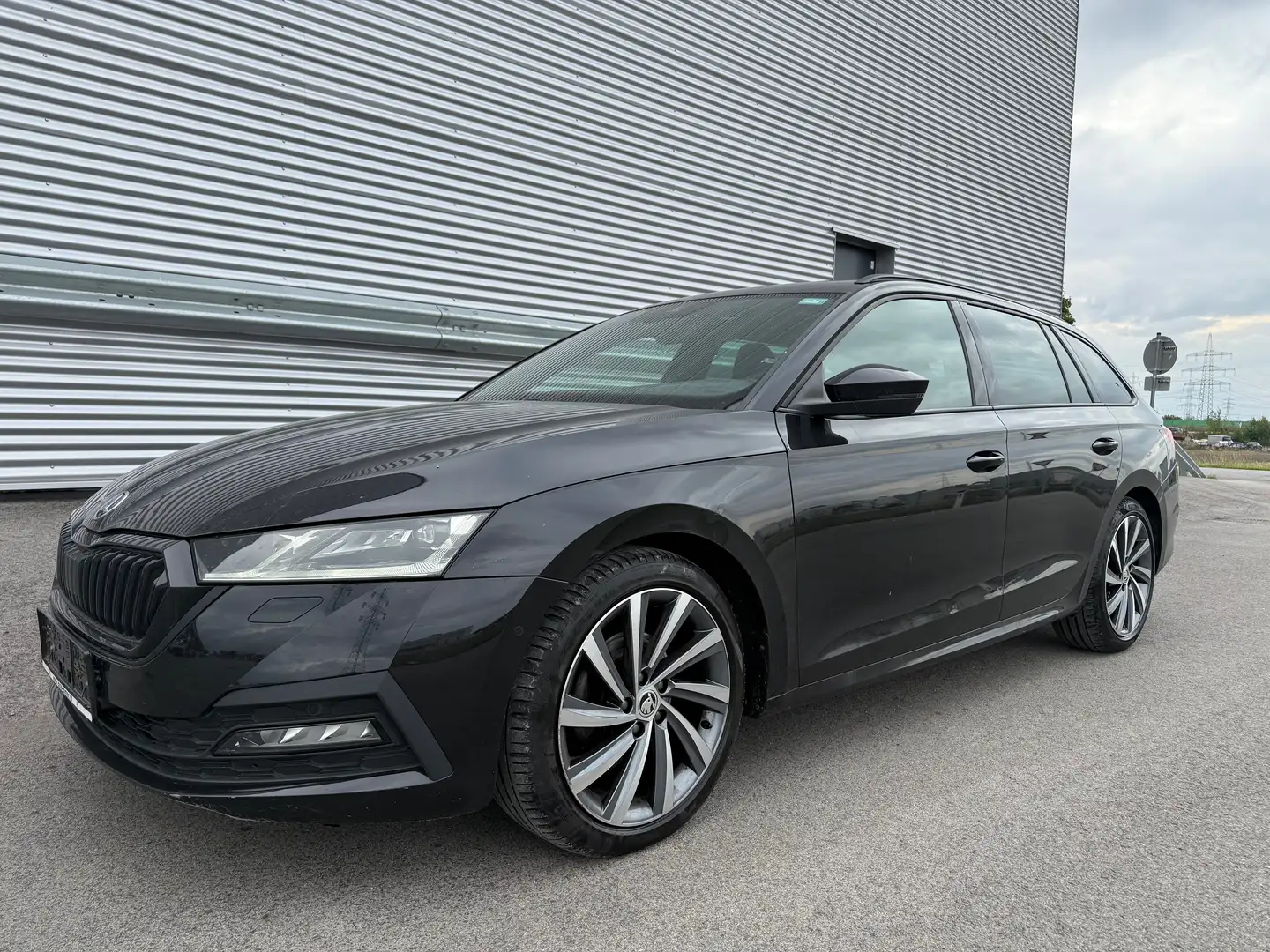 Skoda Octavia Kombi 2,0 TDI Premium DSG ID:22 Noir - 2