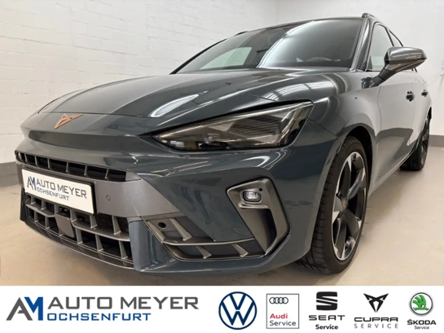 CUPRA Leon SP 1.5 eTSI DSG Navi Kamera Shz. Keyless Blau - 1