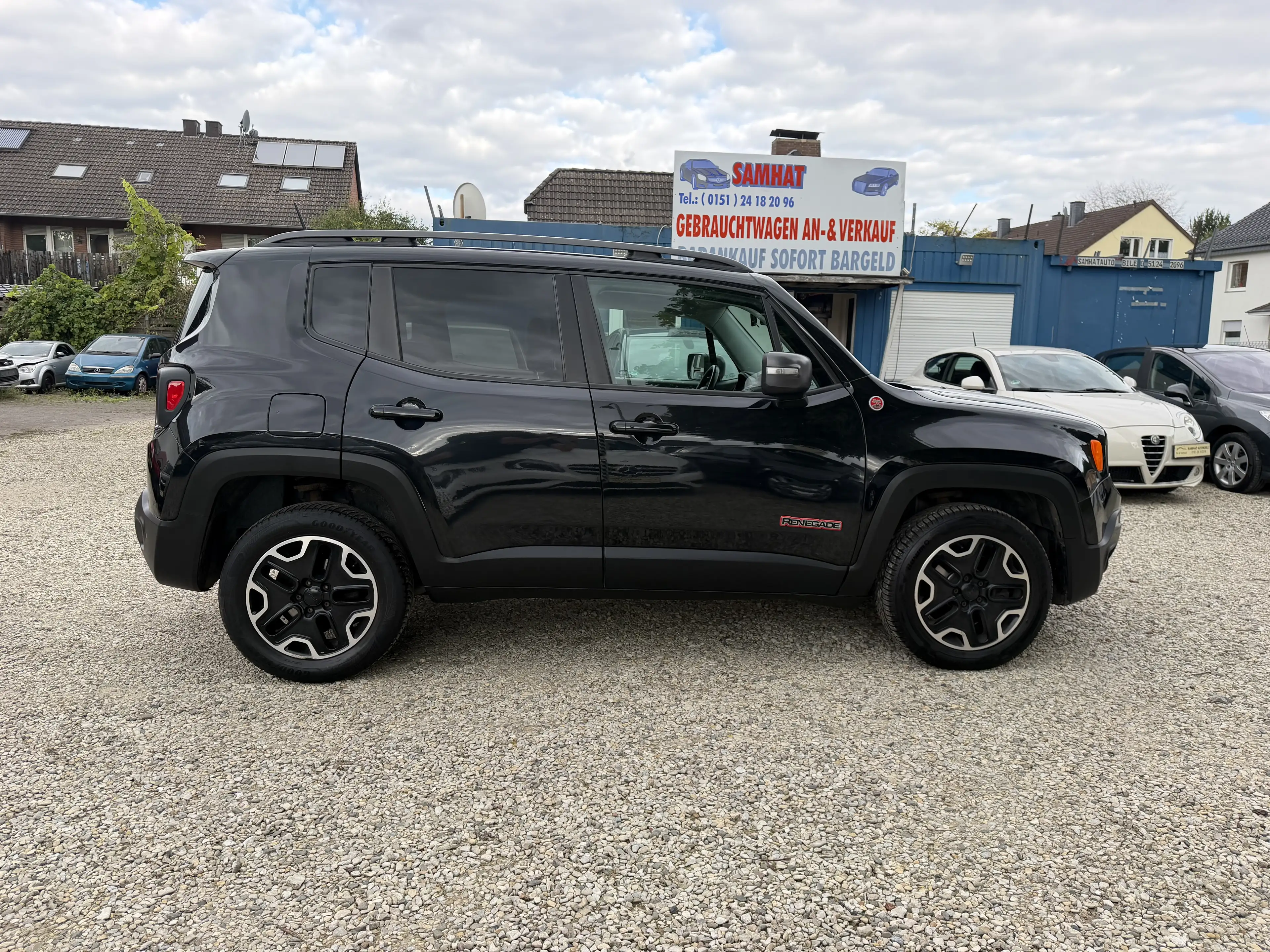 Jeep Renegade 2.0 M-Jet Aut Trailhawk 4WD ** AHK ** Euro 6 ** — photo 8
