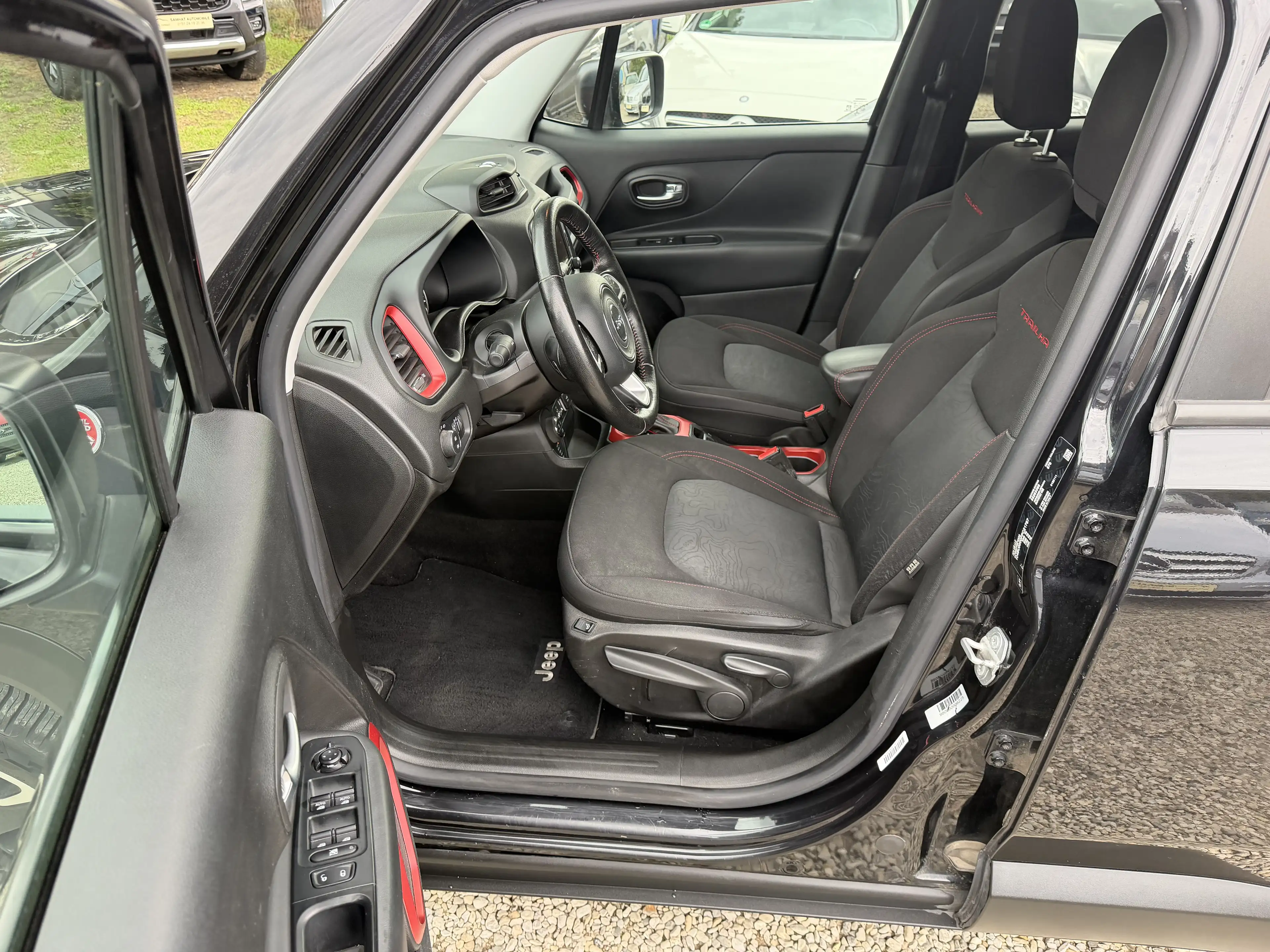 Jeep Renegade 2.0 M-Jet Aut Trailhawk 4WD ** AHK ** Euro 6 ** — photo 14