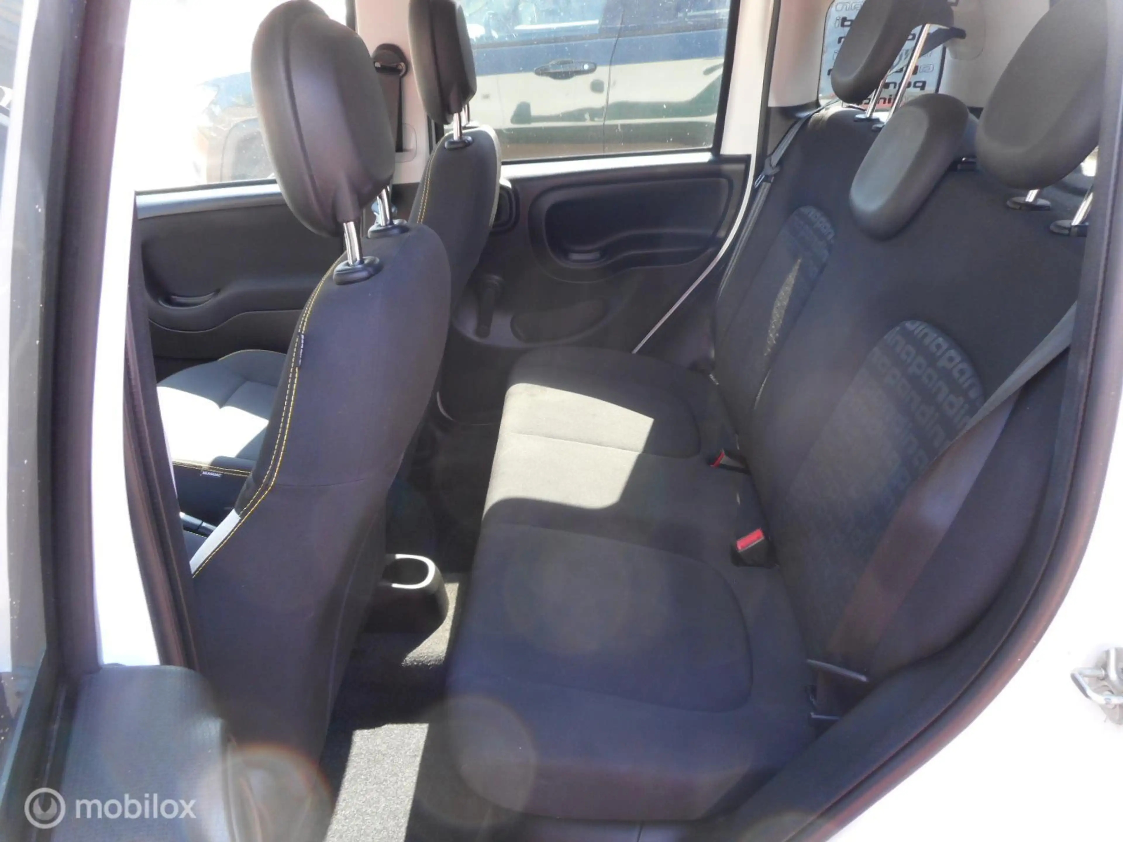 Fiat Pandina 1.0 Hybrid 70 Cross — photo 6