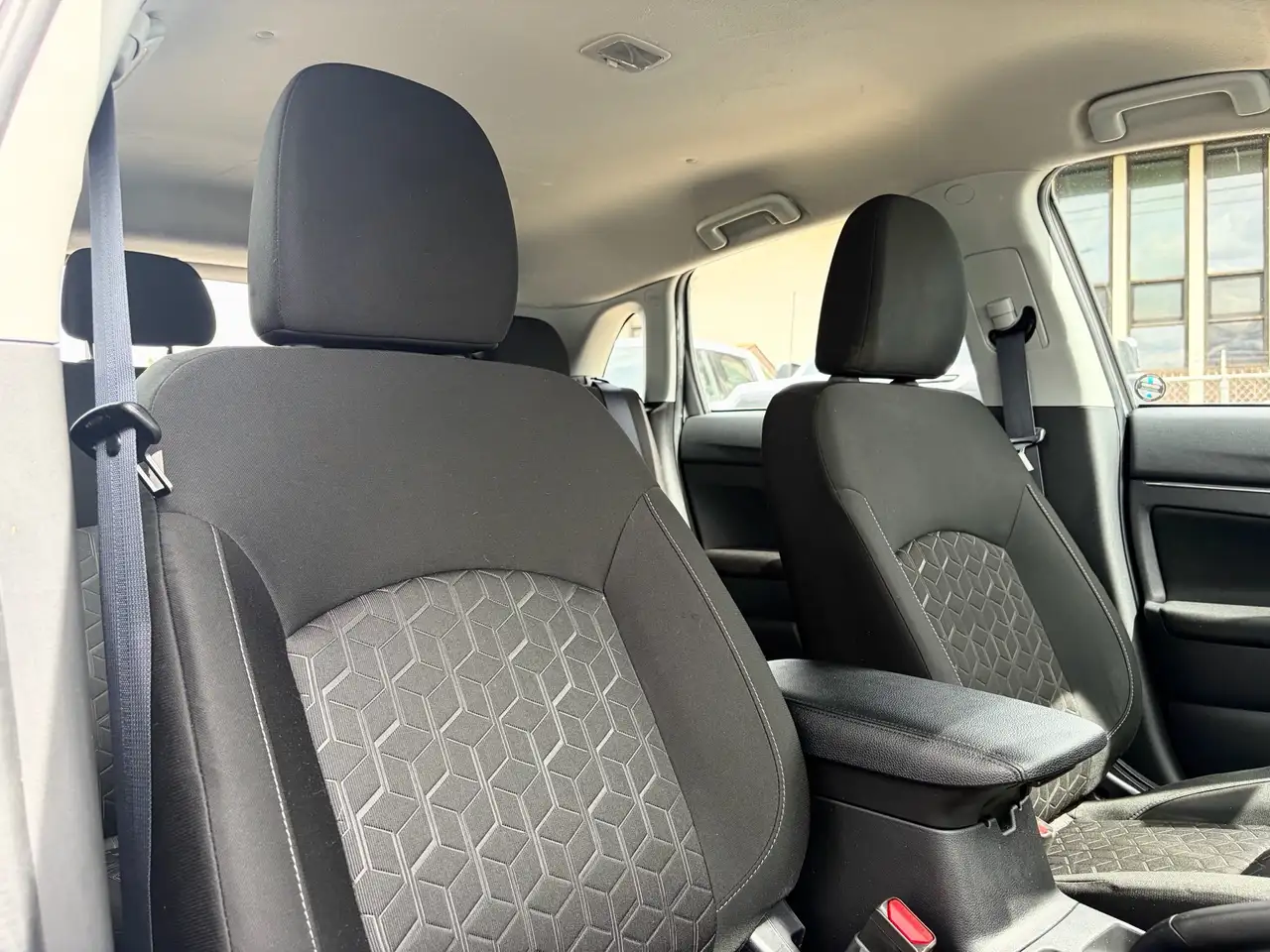 Mitsubishi RVR снимка Mitsubishi RVR